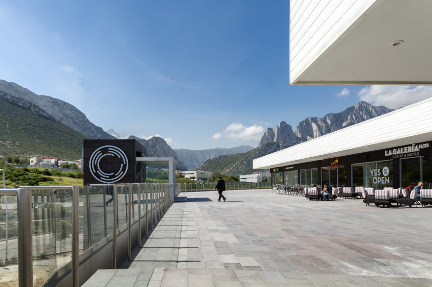 墨西哥 Soriana EMMA 2015 购物商场 | Miguel de la Torre Arquitectos 打造繁华购物天堂-3