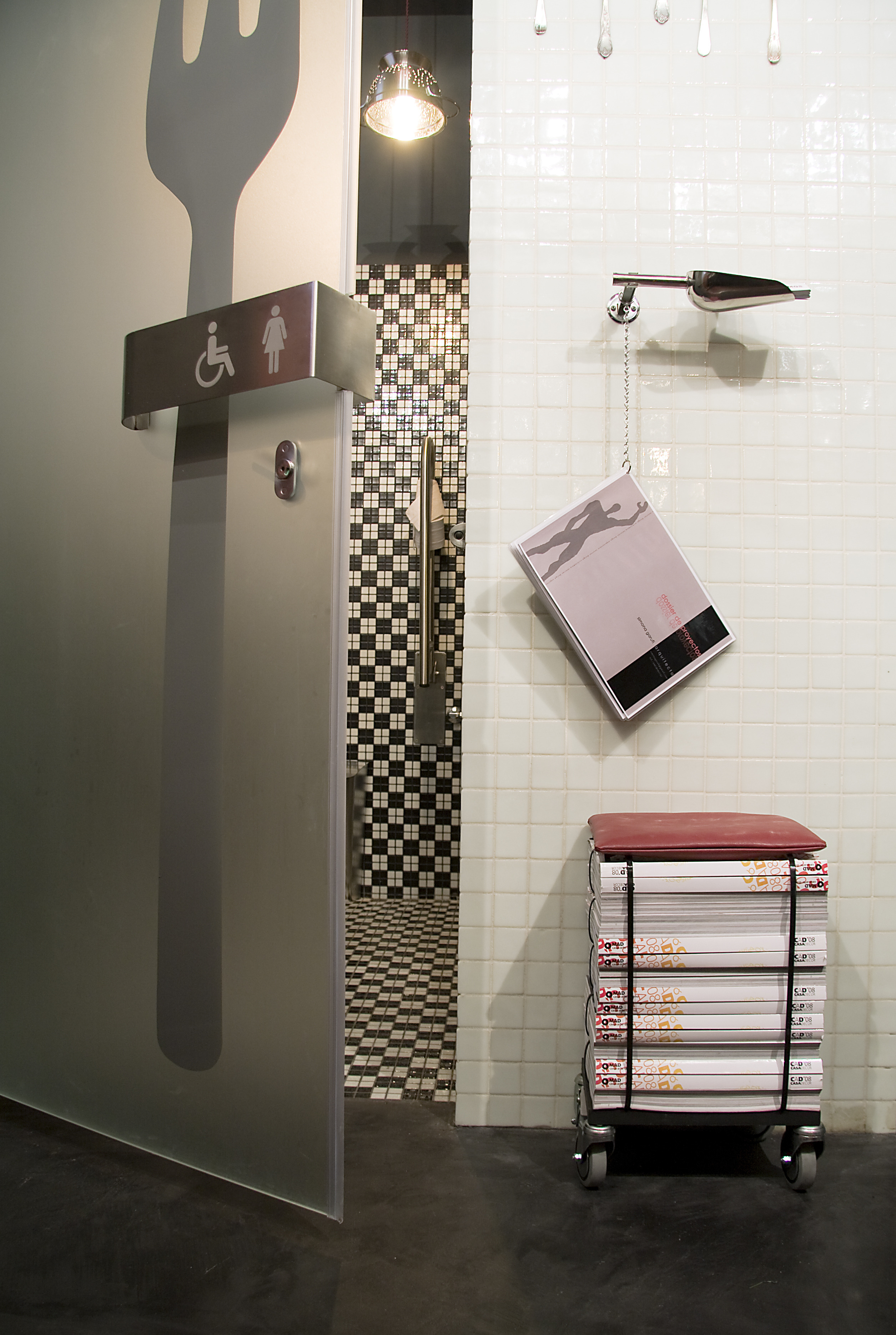 2010 年 Madrid 餐厅浴室设计-13