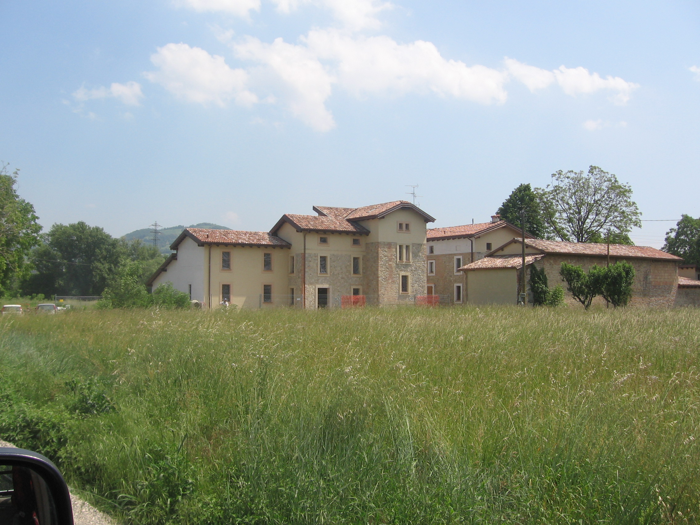 2000 年 Pedemontana 公寓修复 | 历史建筑的新生-12