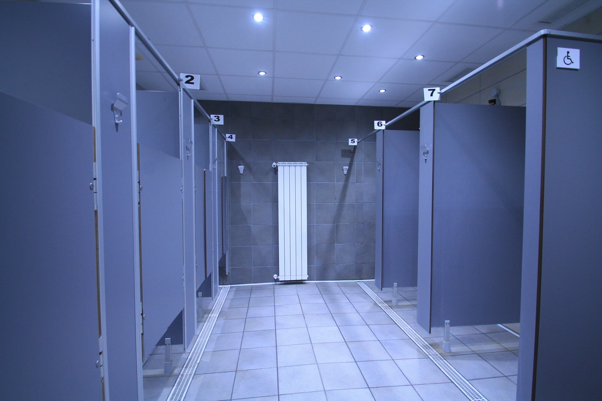 瑞费尔中央健康中心-14