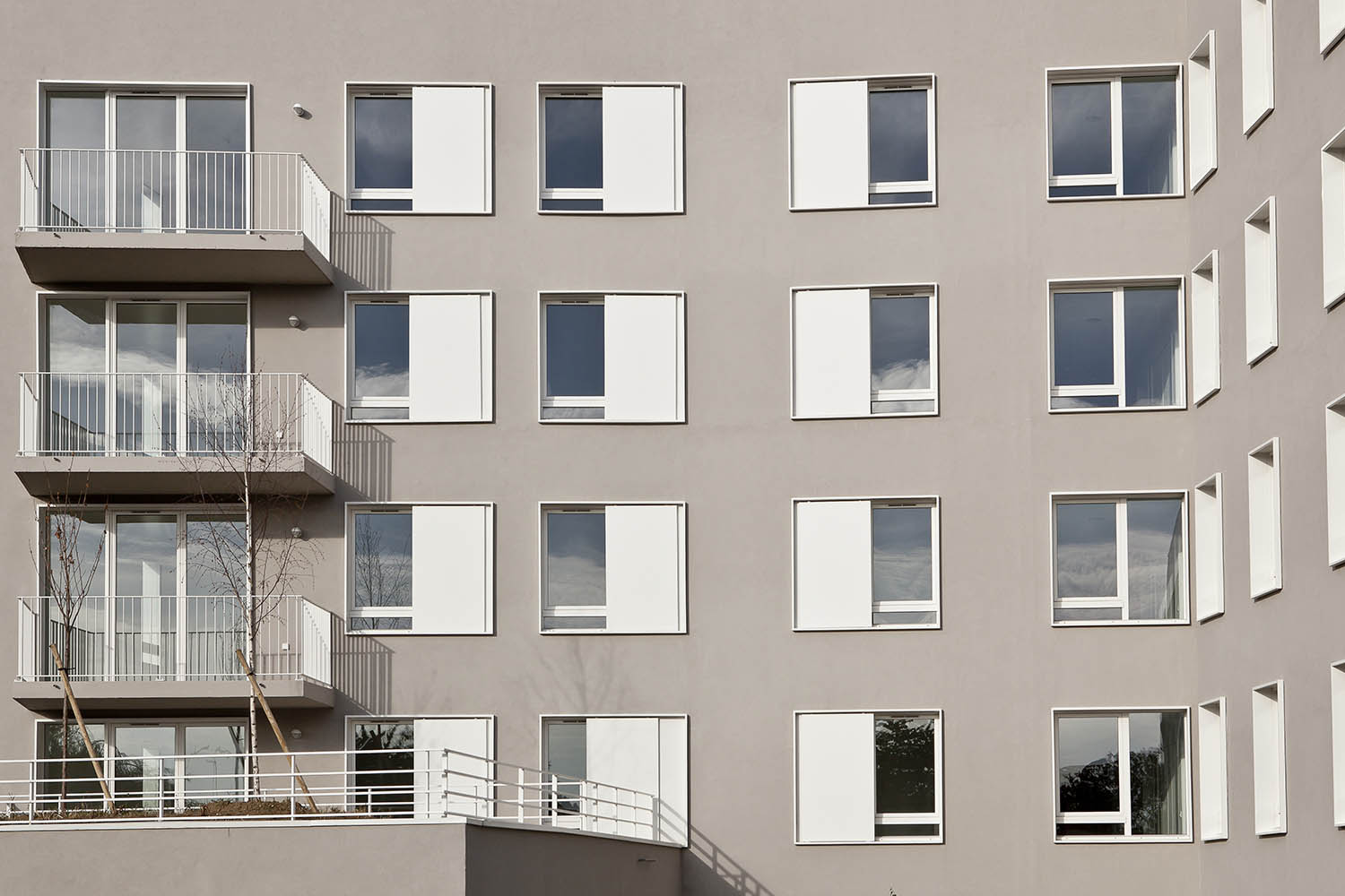 融入城市肌理的绿色住宅设计-0