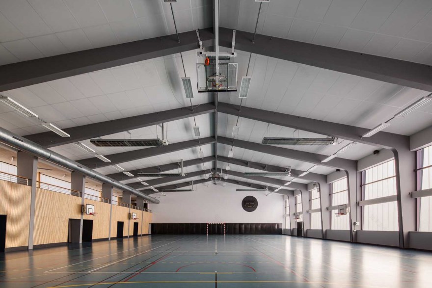 圣马塞尔林卡里尔体育馆修复-3