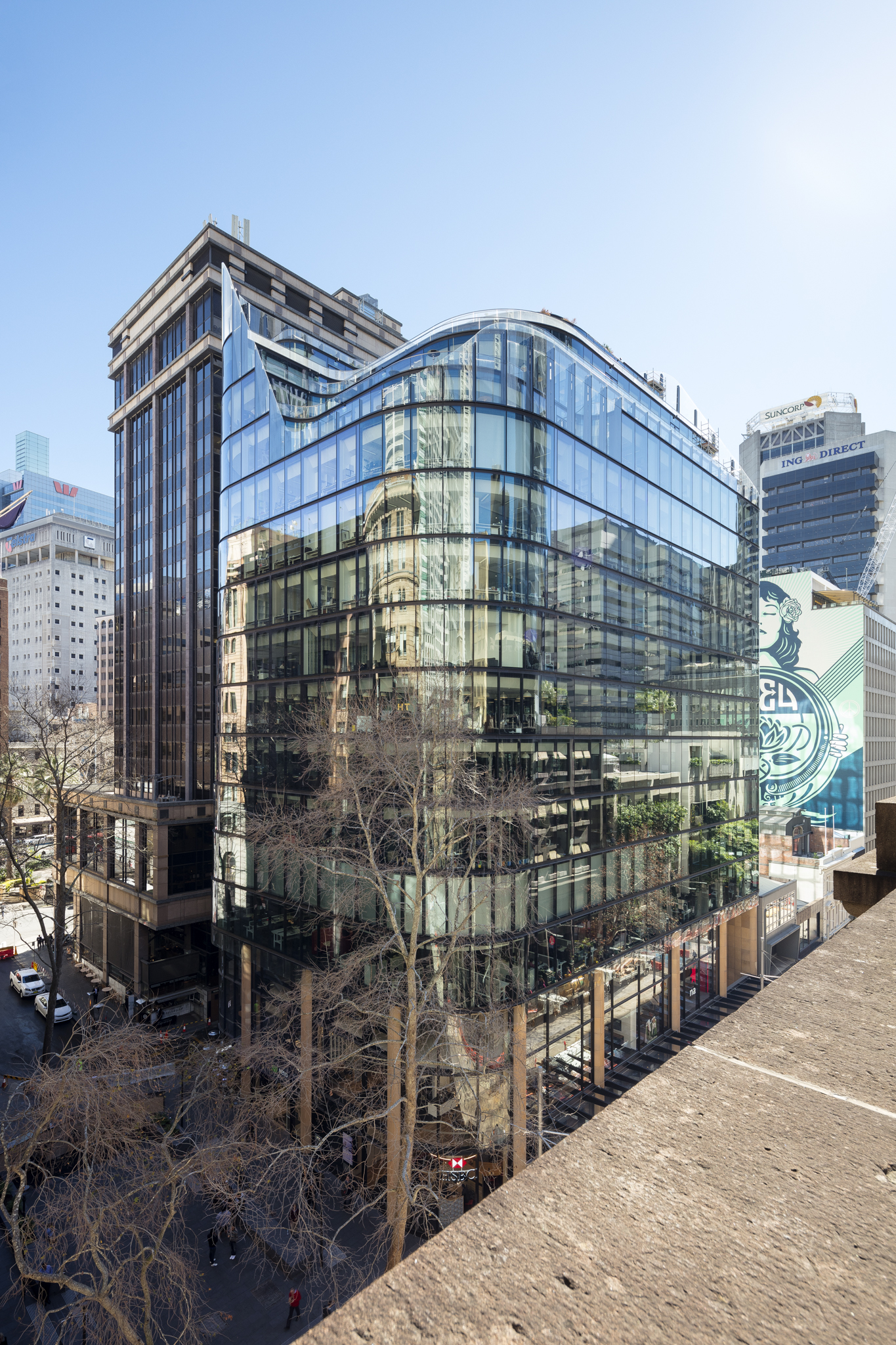 悉尼 333 乔治街办公楼 | 透明与遗产的完美融合-0