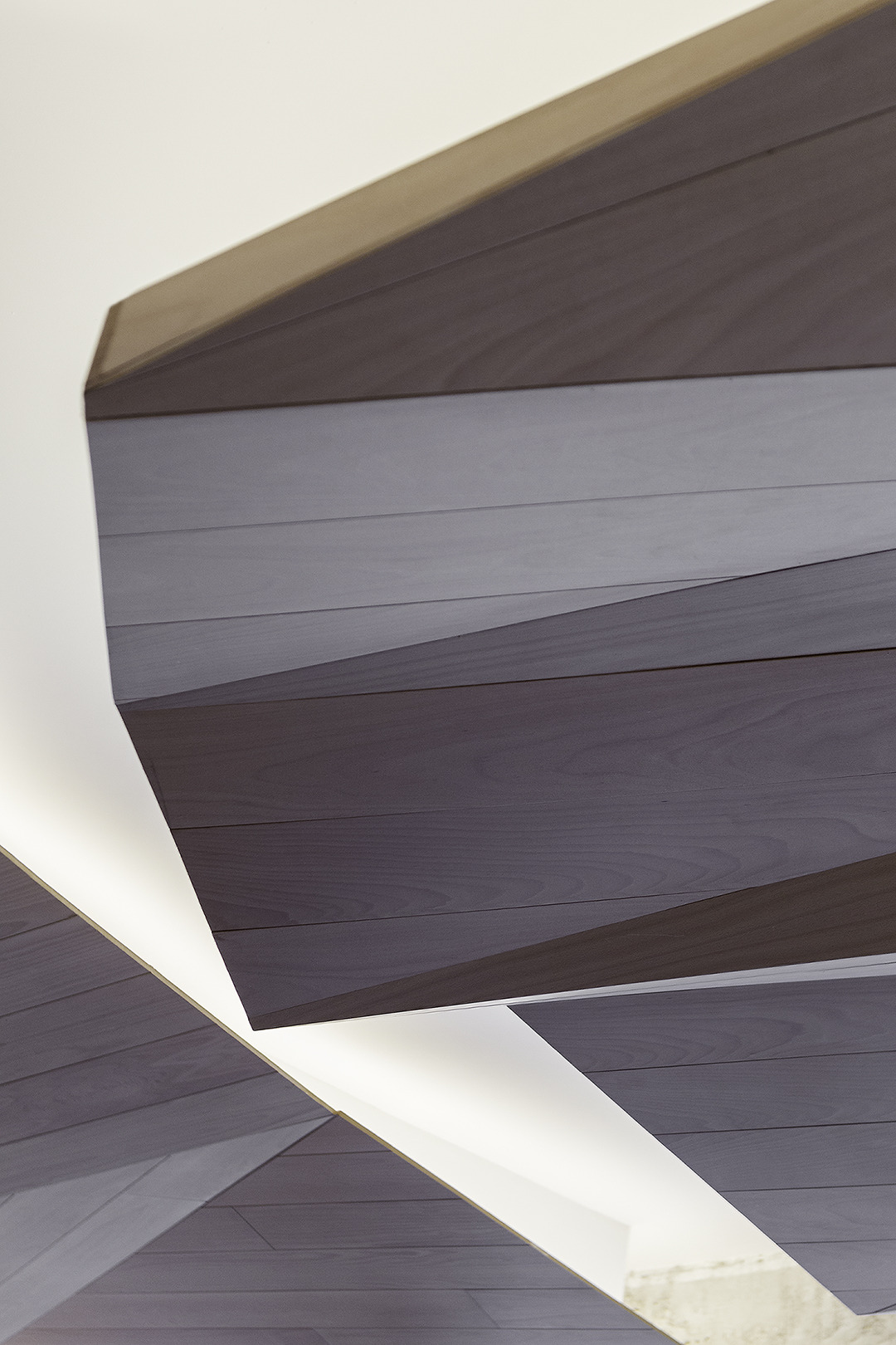 海景咖啡厅“Cafe Mirabous”的室内设计-11