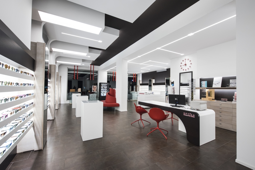 意大利光学店 Alessandro Optica 翻新设计-0
