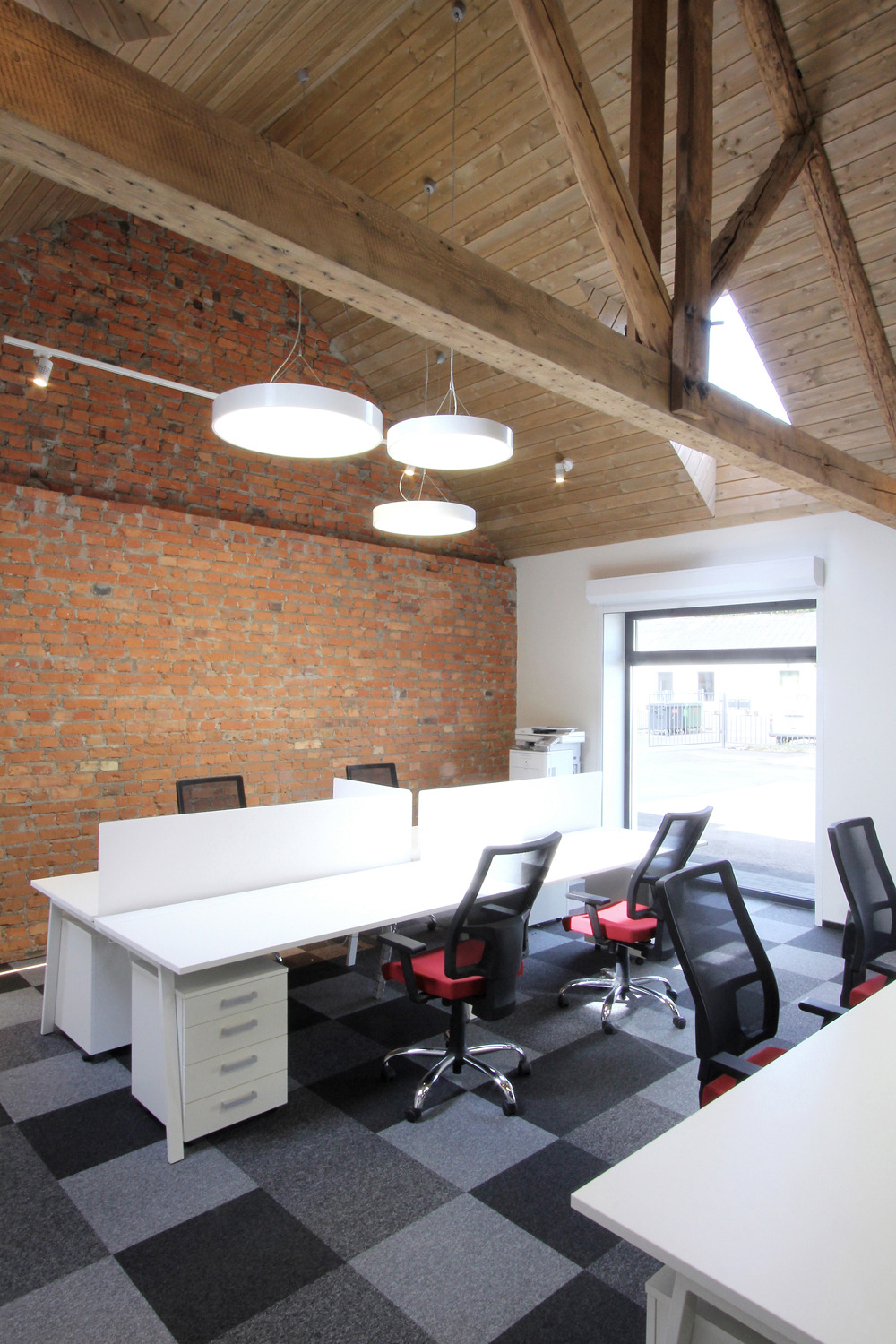 旧仓库变身高品质办公空间-21