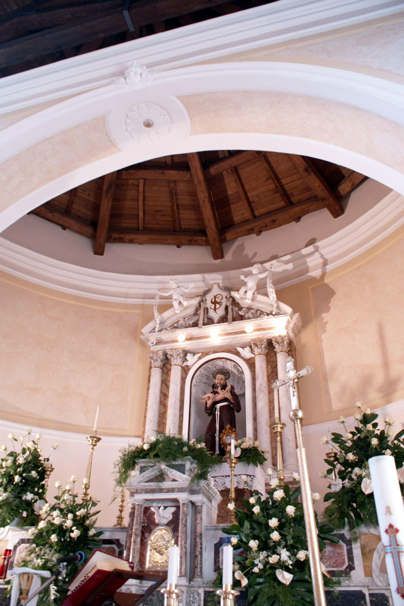 意大利乡村教堂的现代复兴-23