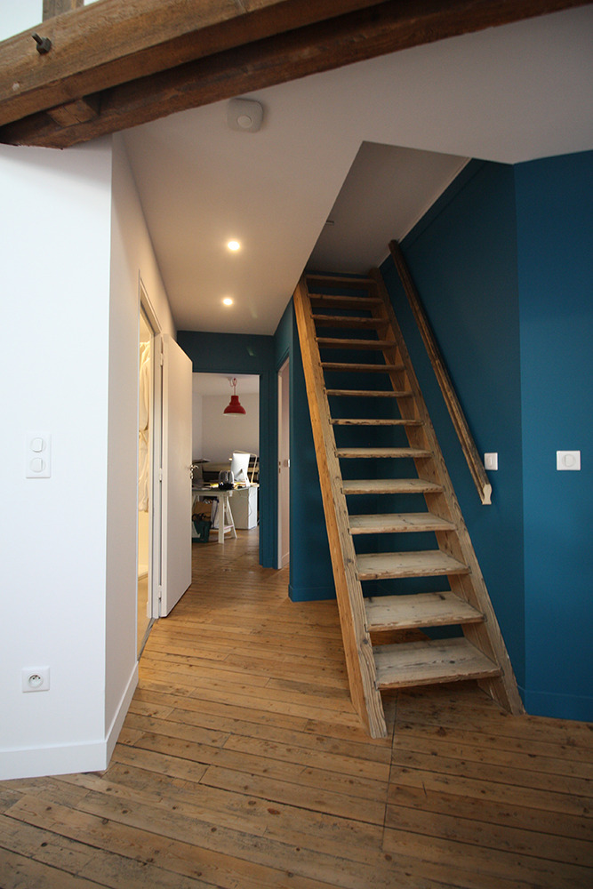 2017 年改造完成的古旧车库住宅-5