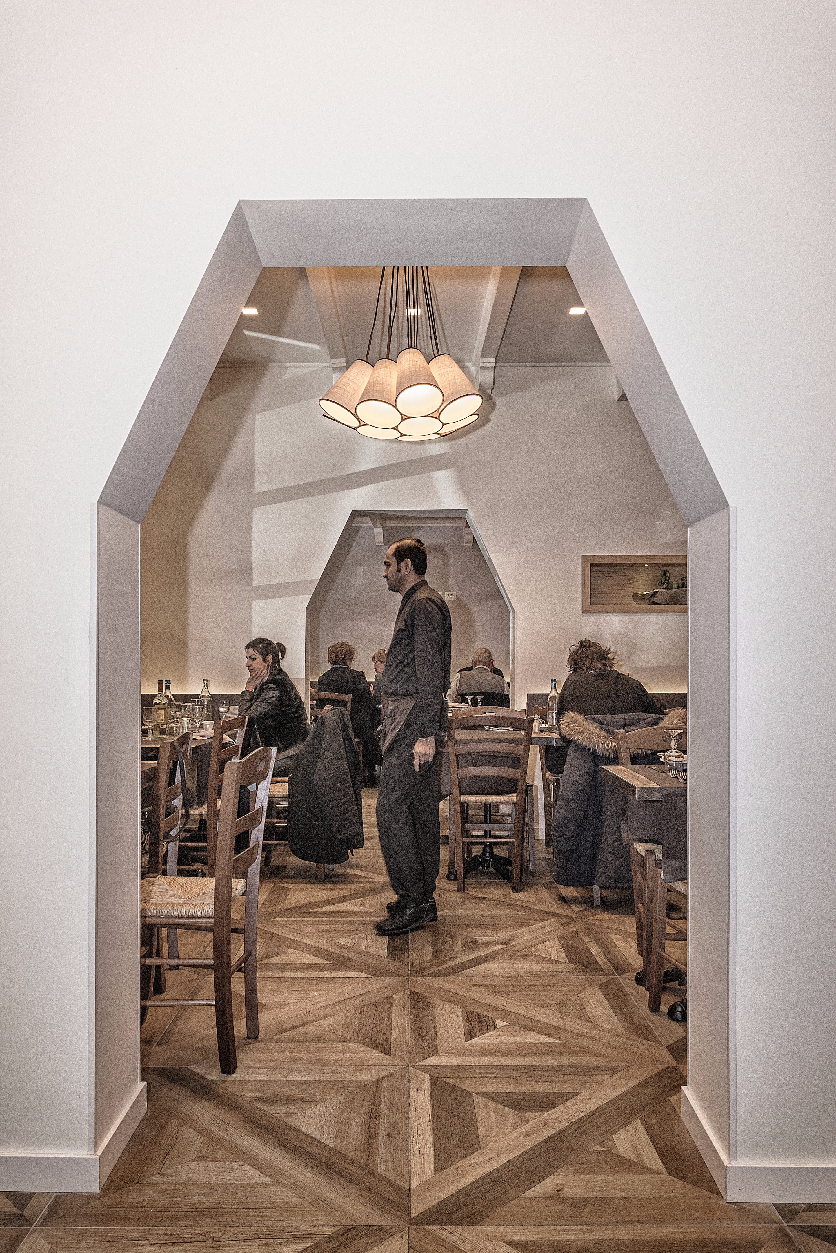 重塑罗马历史餐厅-11