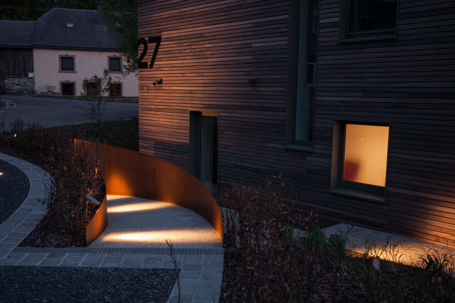 翻新老建筑，打造温馨专业足病诊疗空间-37