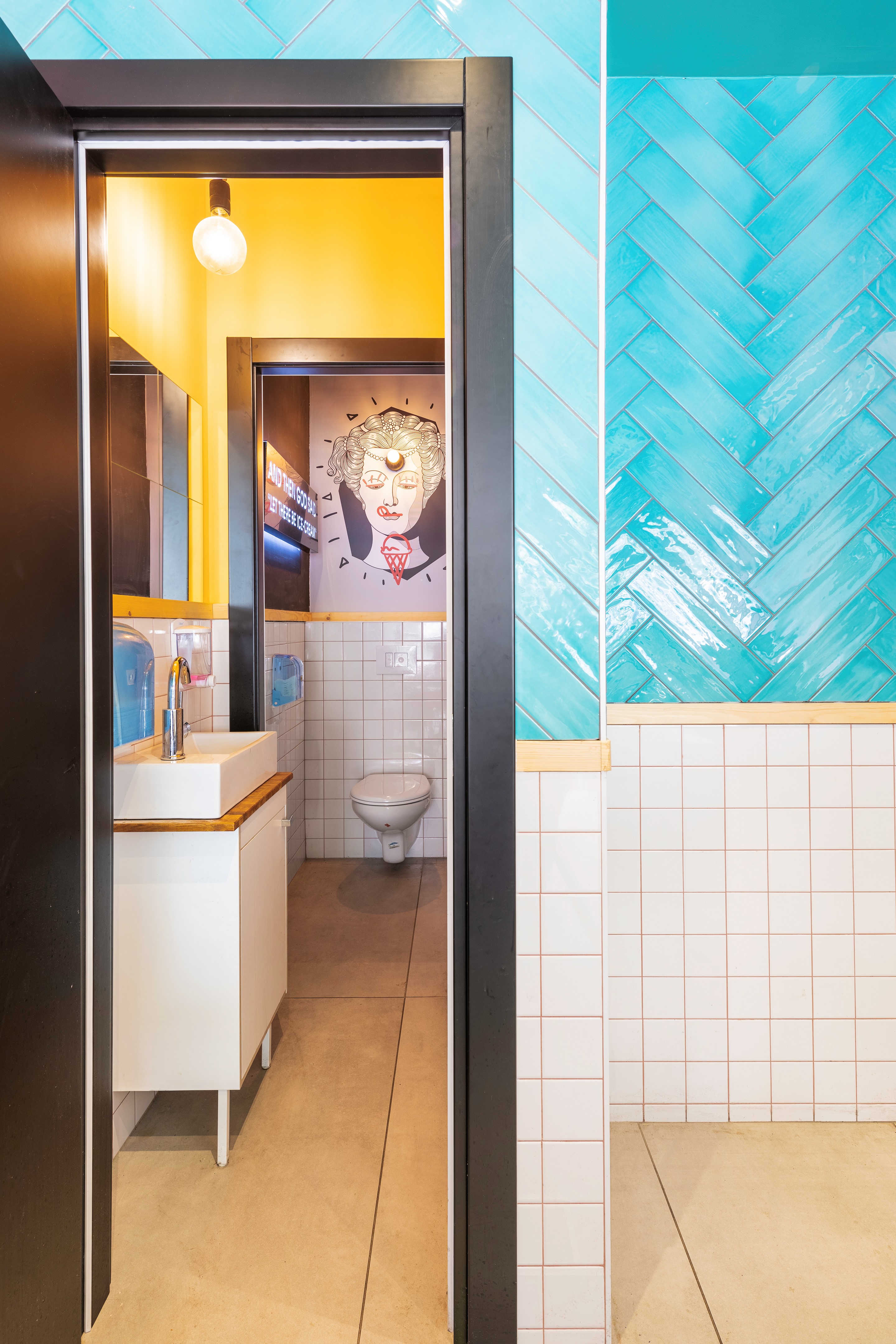 色彩缤纷的以色列 BarI-Gelato & Yogurt 咖啡厅-7