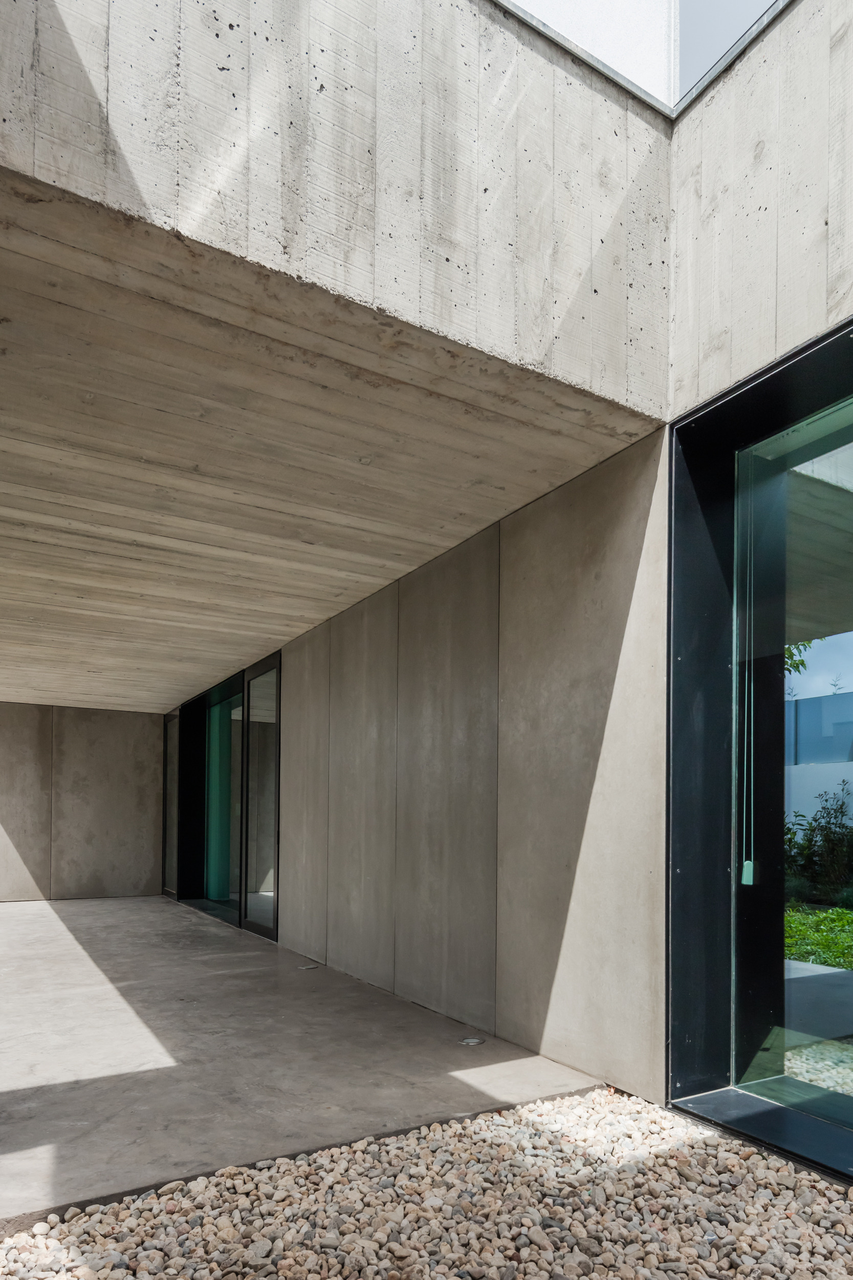 简约实用的新派住宅设计-16