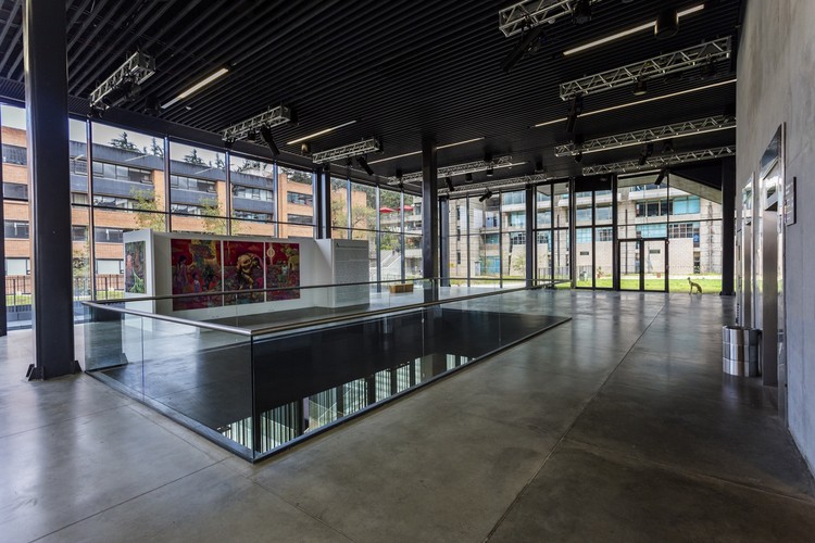 波哥大杰弗里亚大学艺术学院新建筑,城市与自然交融-33