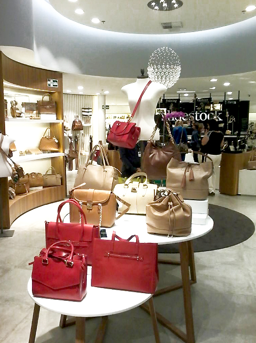 Shoestock鞋专卖店空间创意设计-2