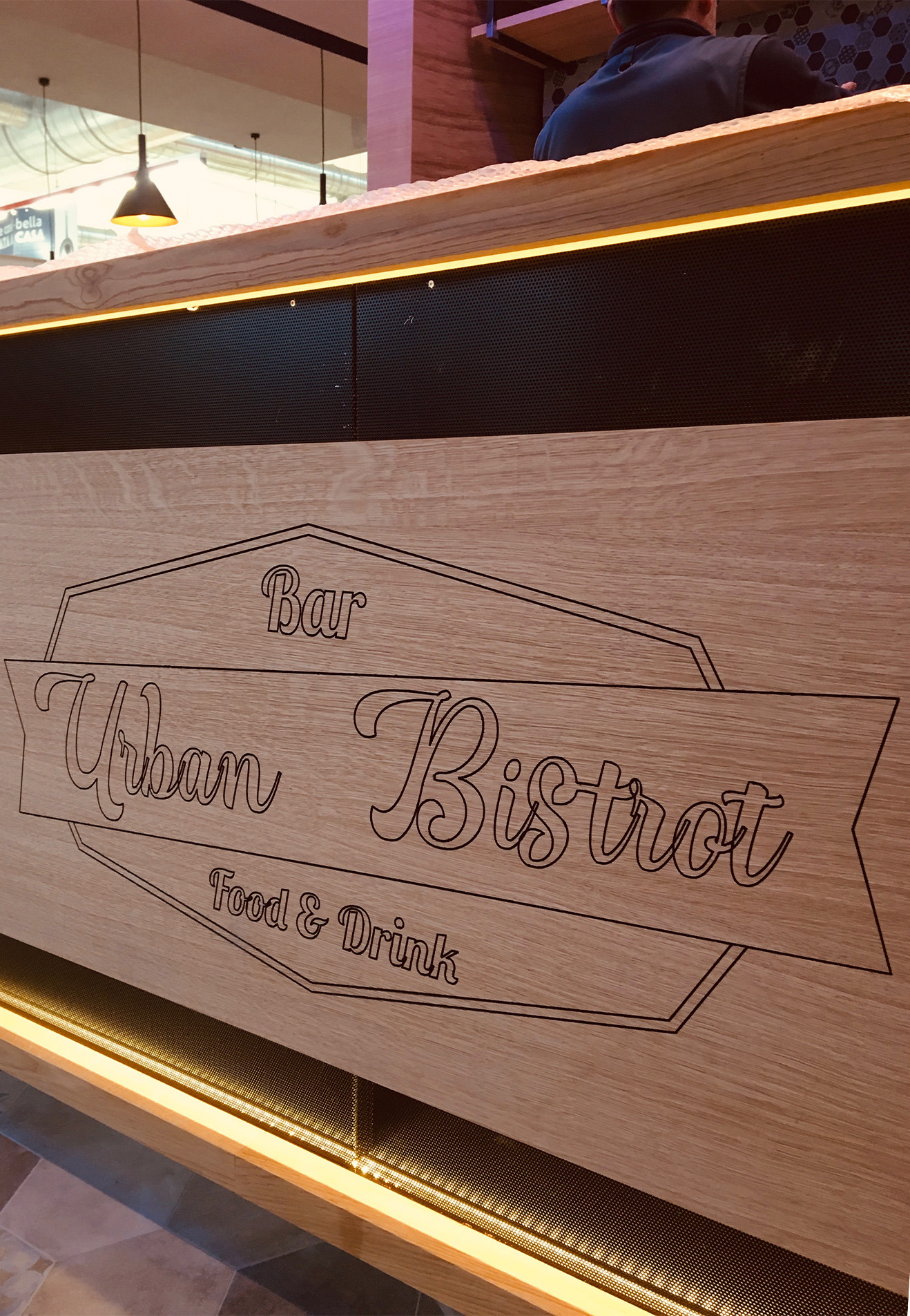 2019 年完成的 Urban Bistrot 室内设计案例-0