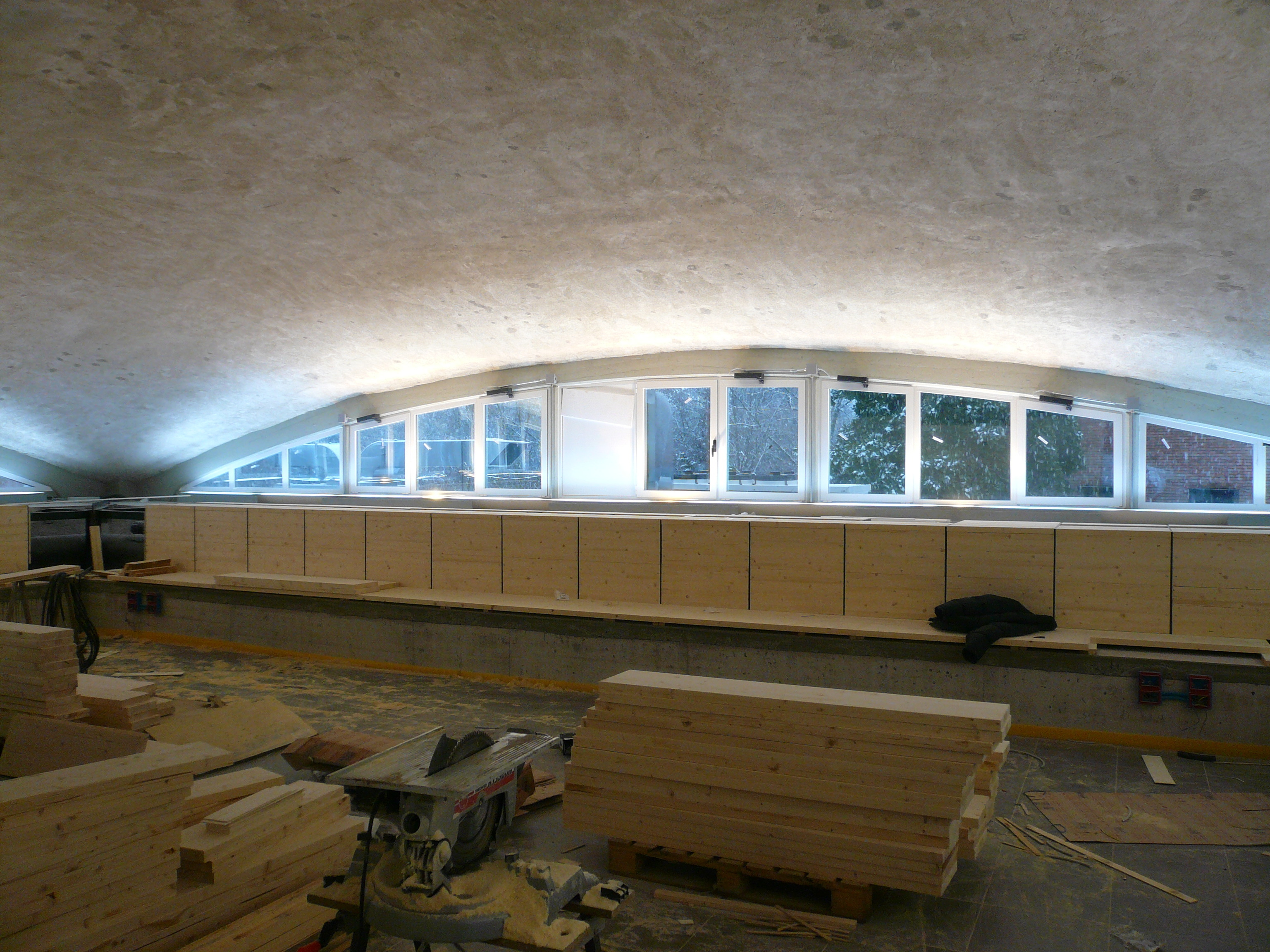 2011 年建设的多功能文化中心——O.S.E.A-35