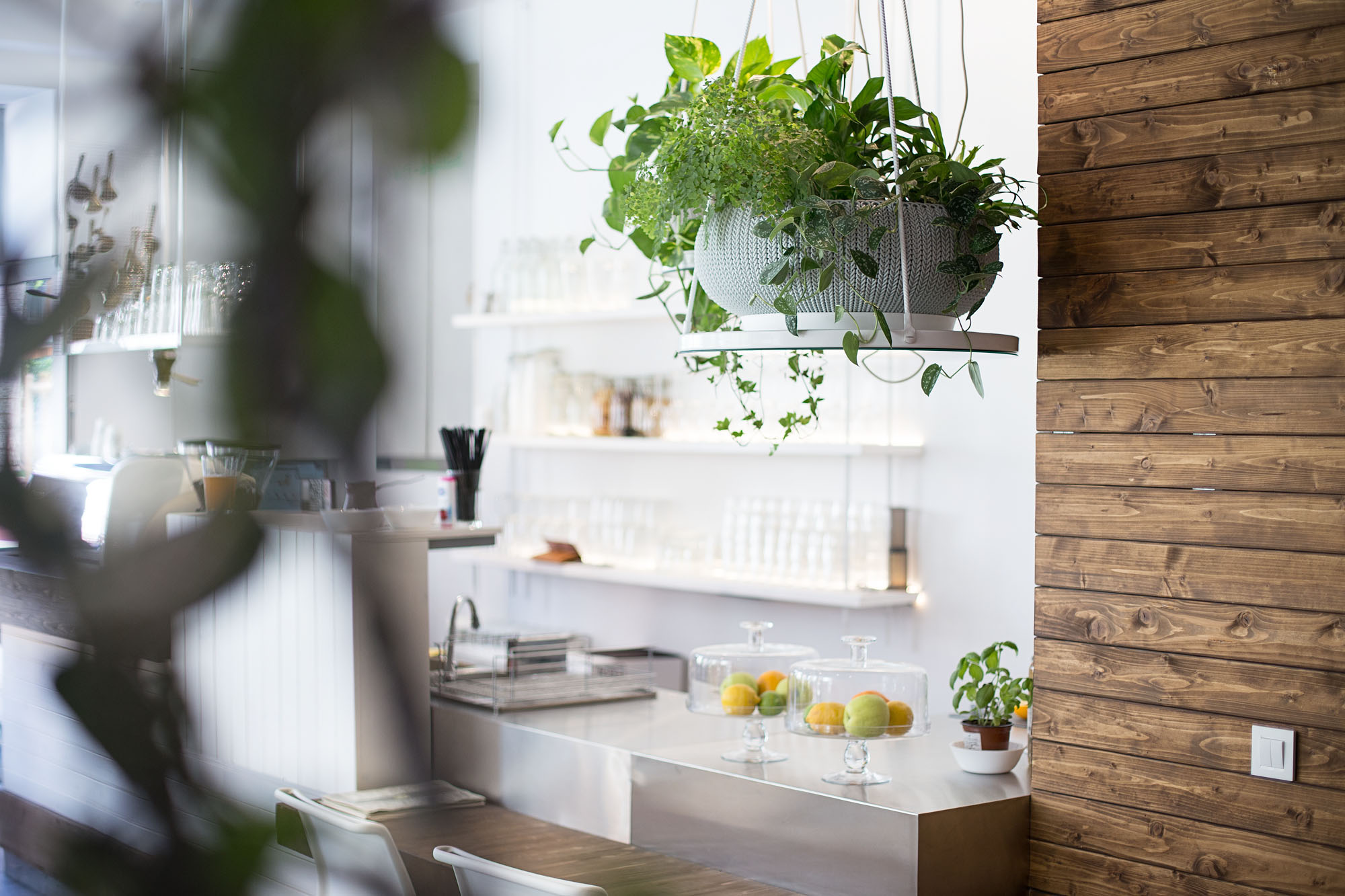 Serbia 咖啡厅 | 金属架构与咖啡色彩的完美融合-31