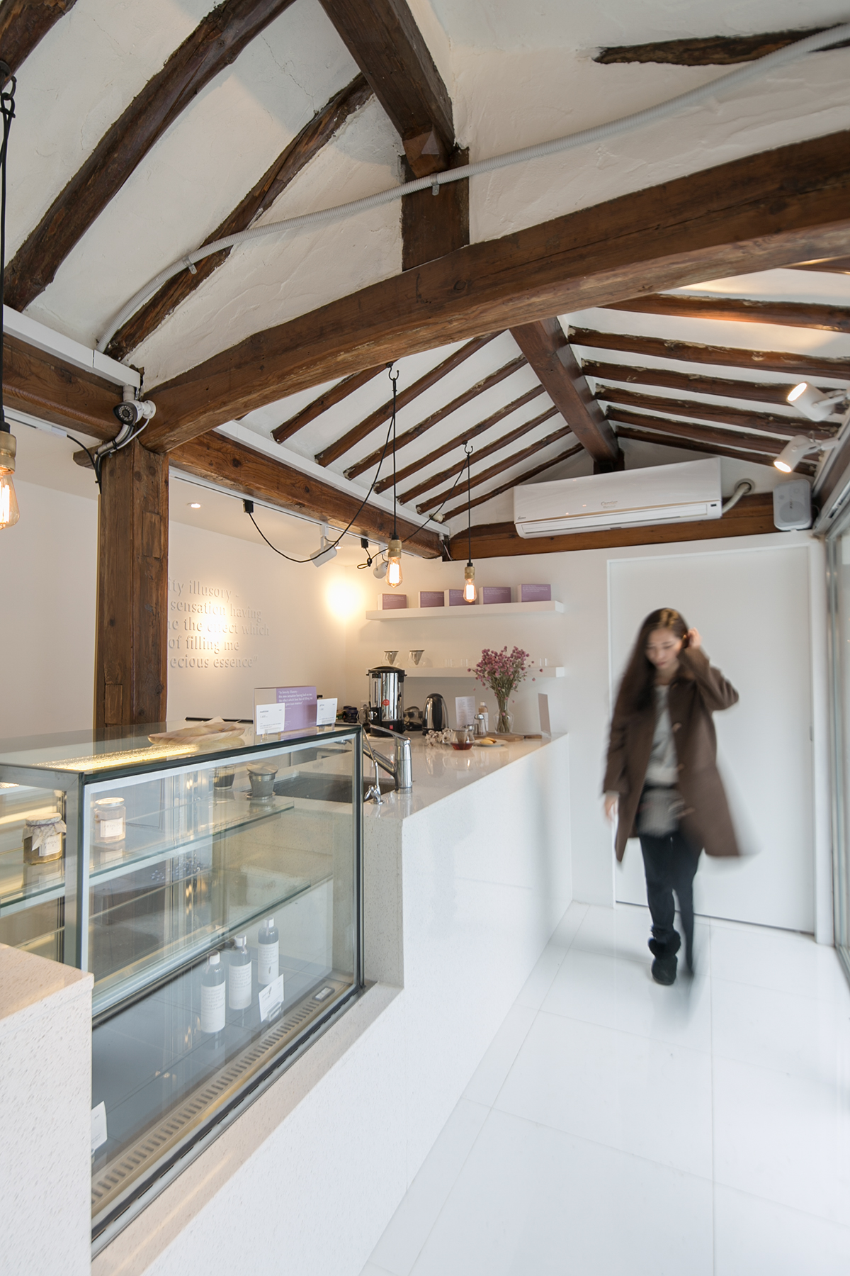 普鲁斯特品牌店室内设计解读-6