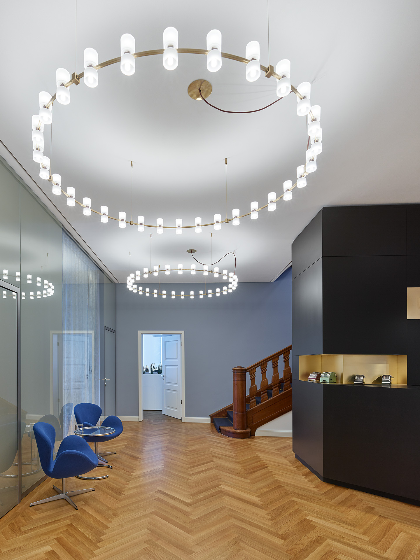 历史与现代交融的办公空间设计-3