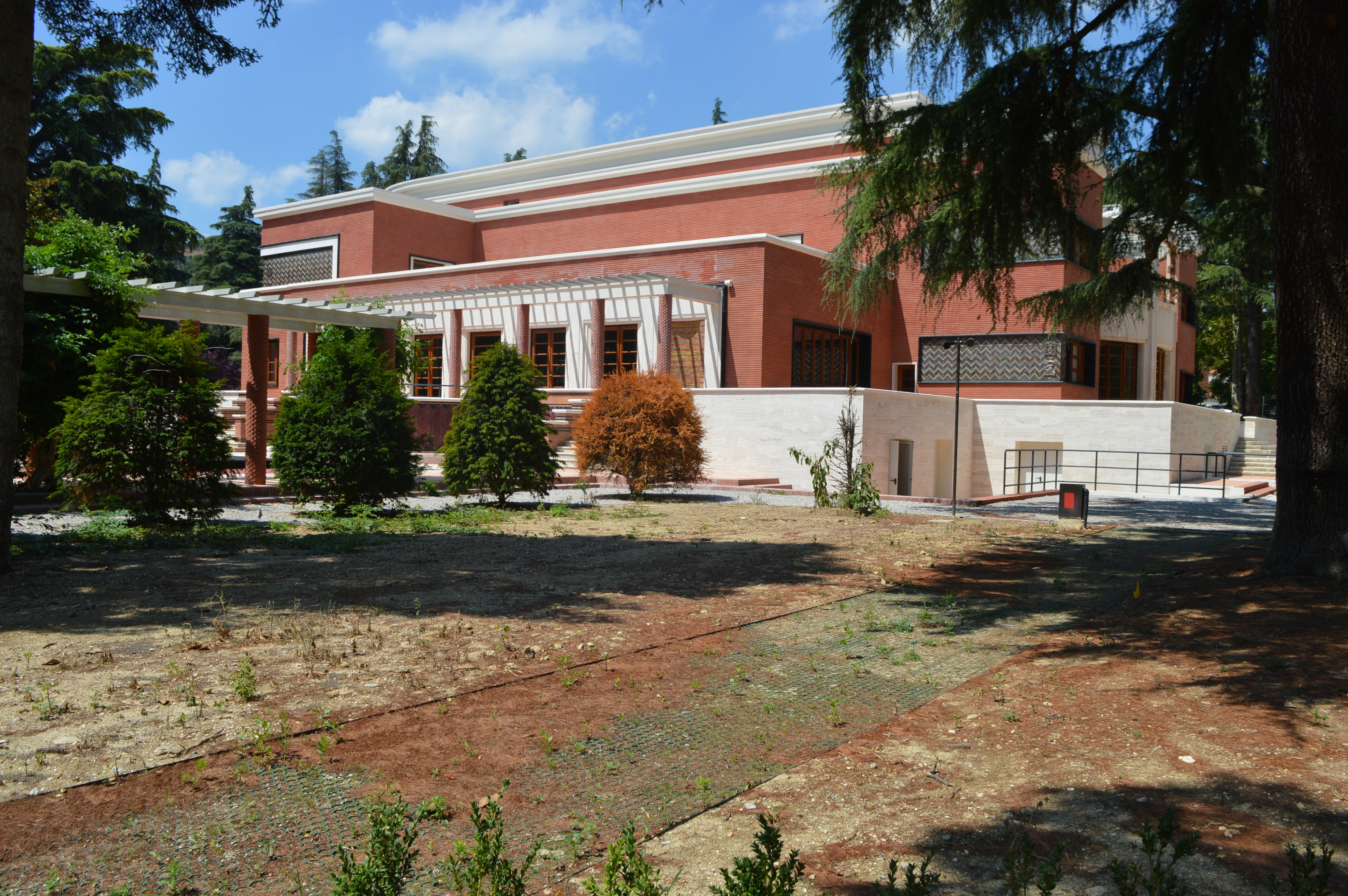 意大利温泉公园历史建筑复兴-15