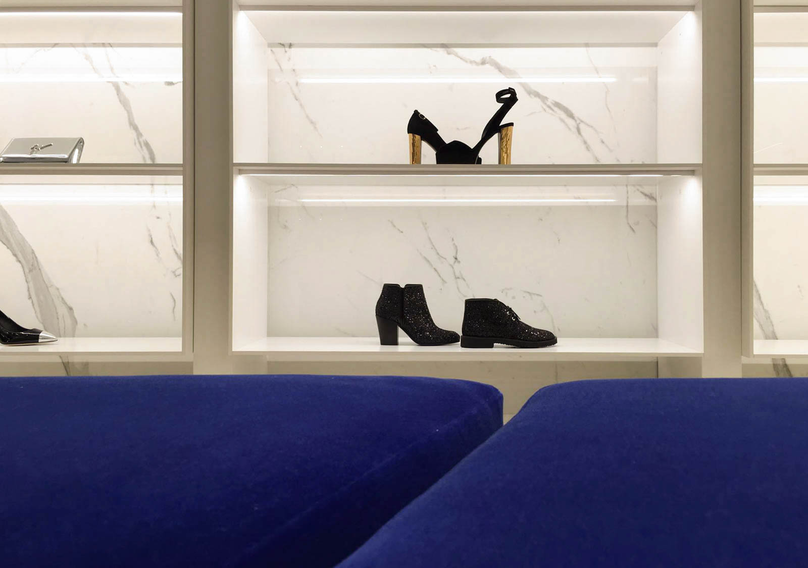 Giuseppe Zanotti 莫斯科旗舰店,时尚与艺术的融合-0