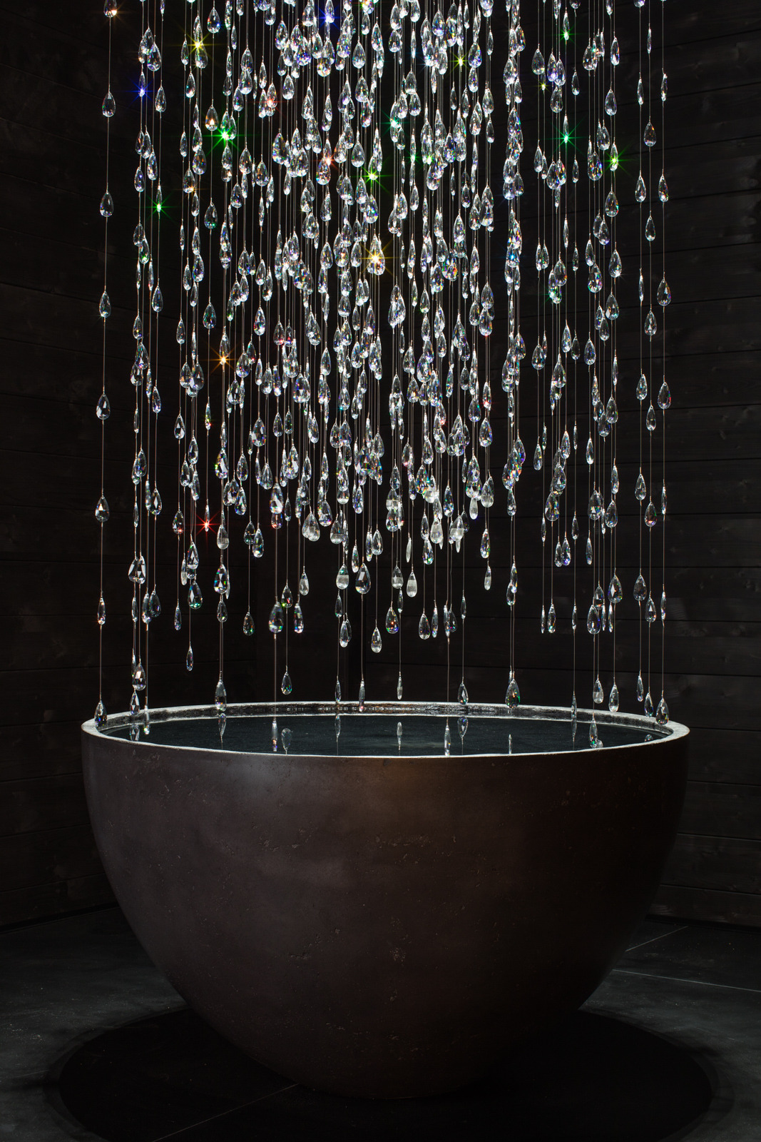 维也纳 Vasku & Klug 工作室“水晶自动机械”光装置-7