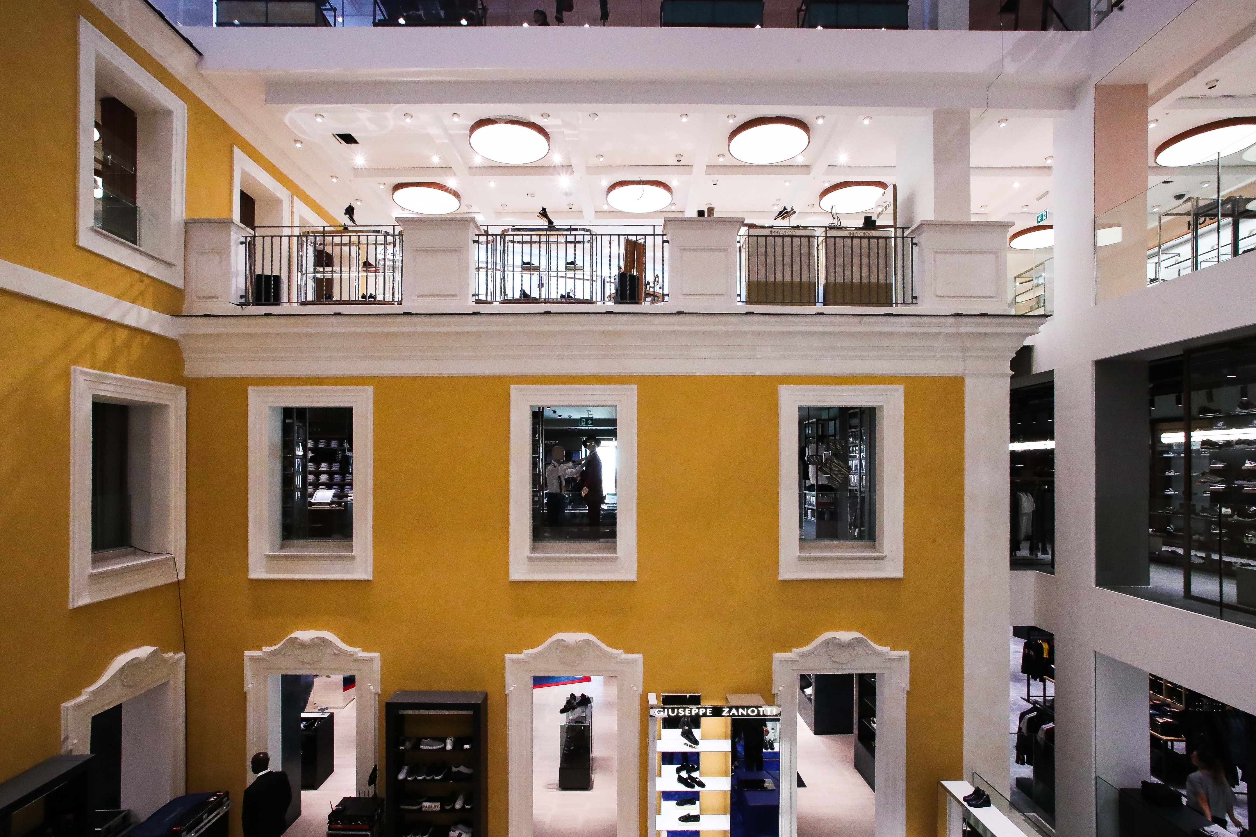 罗马 Rinascente 商场智能中性风格室内设计-21