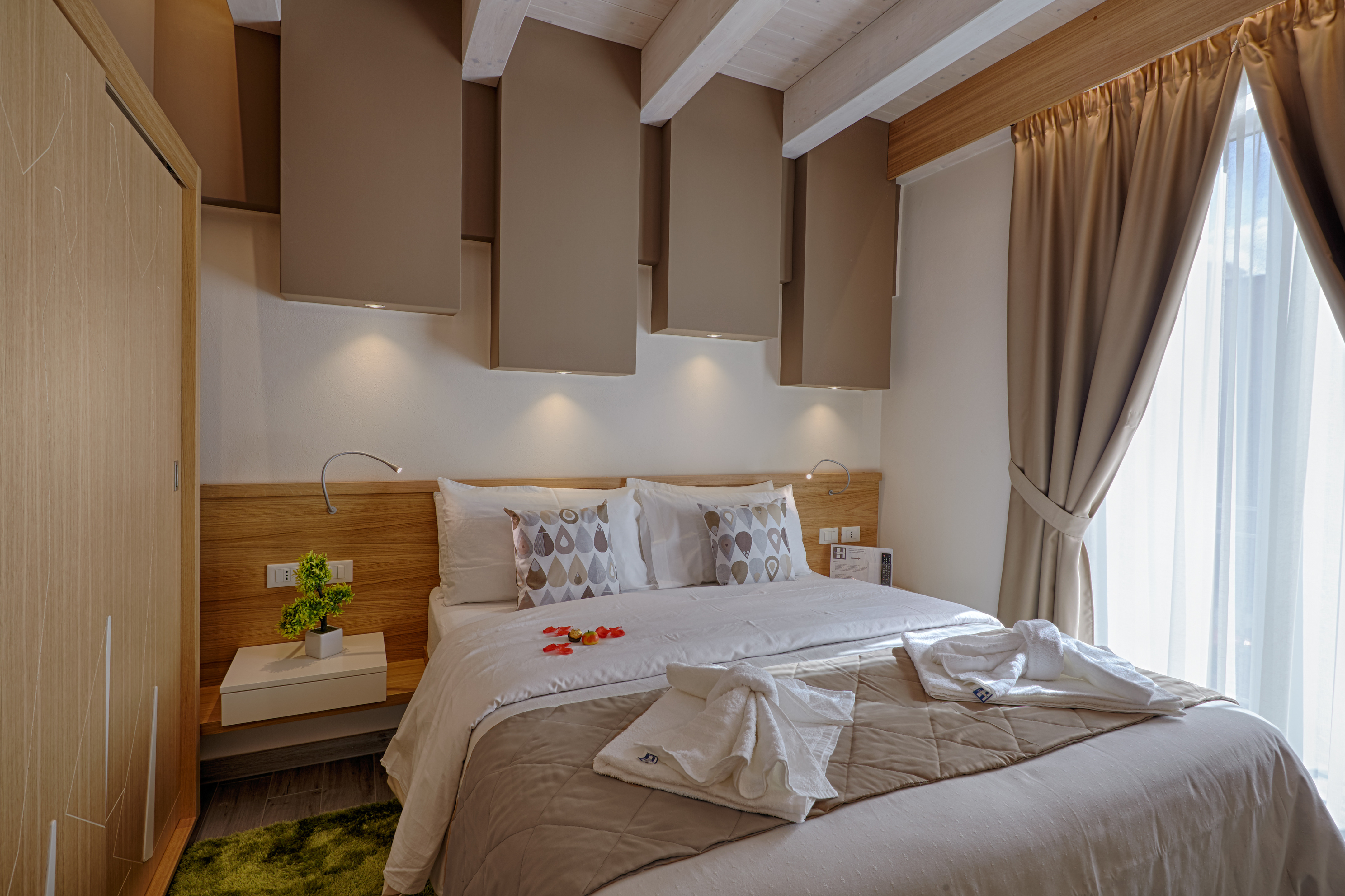 2016 年完成的高端酒店室内设计案例解析-24