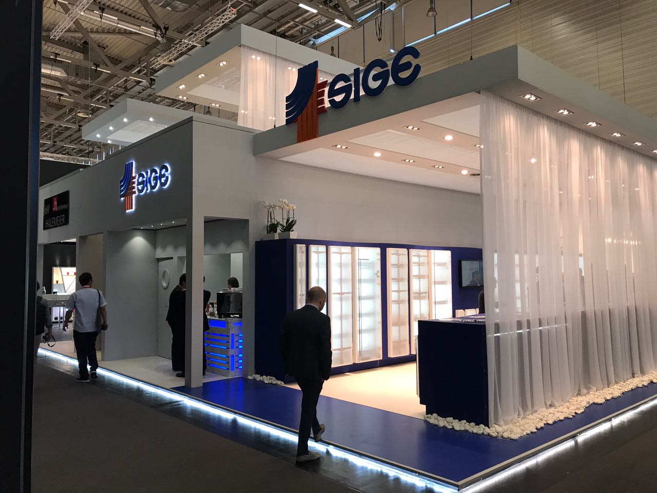 塞吉温泉度假酒店展示设计-9