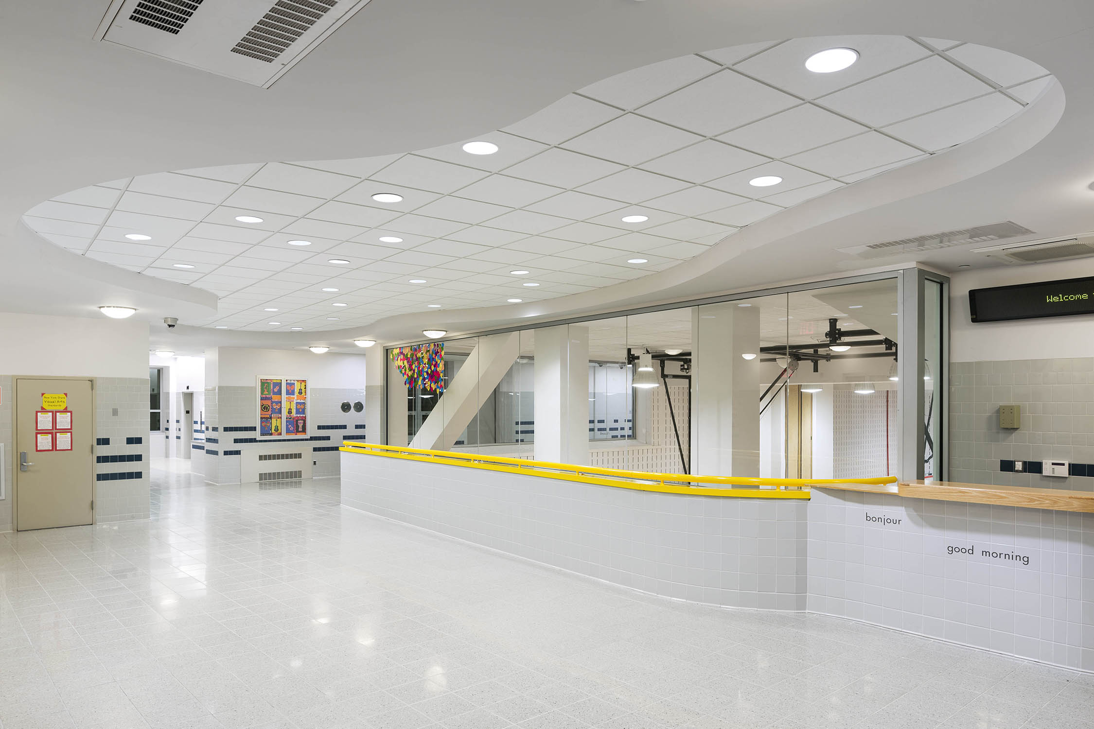 创新遮阳设计,回应住宅环境的 P.S.70Q 小学-7