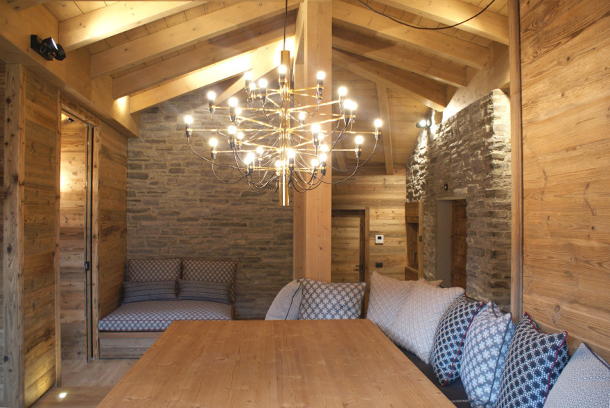 2018 年完成的阿尔卑斯山间别墅设计-1