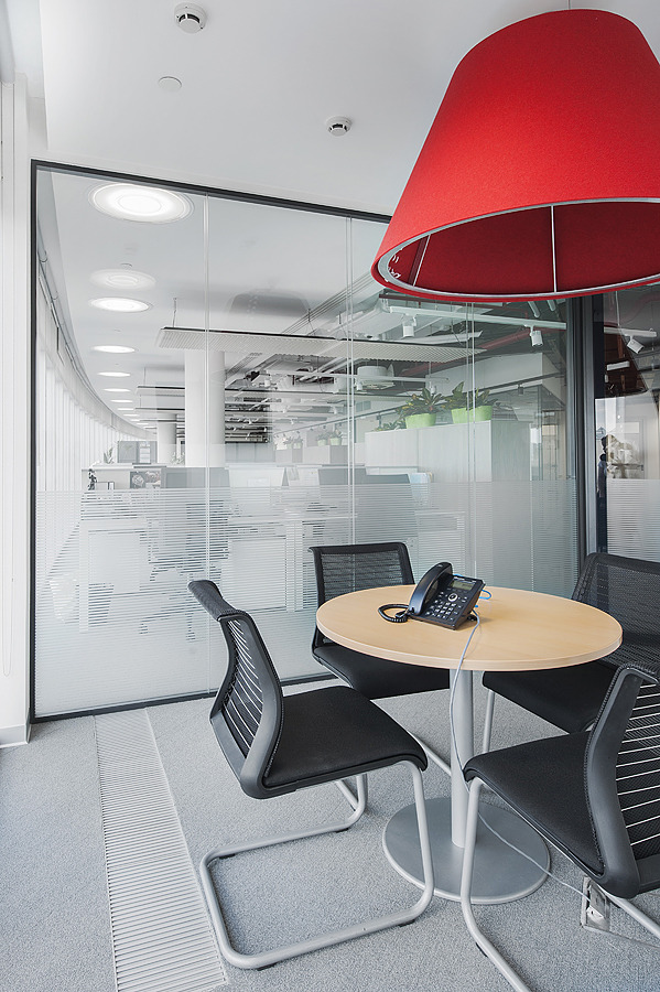 瑞士 Swatch 集团办公室及服务中心设计-35