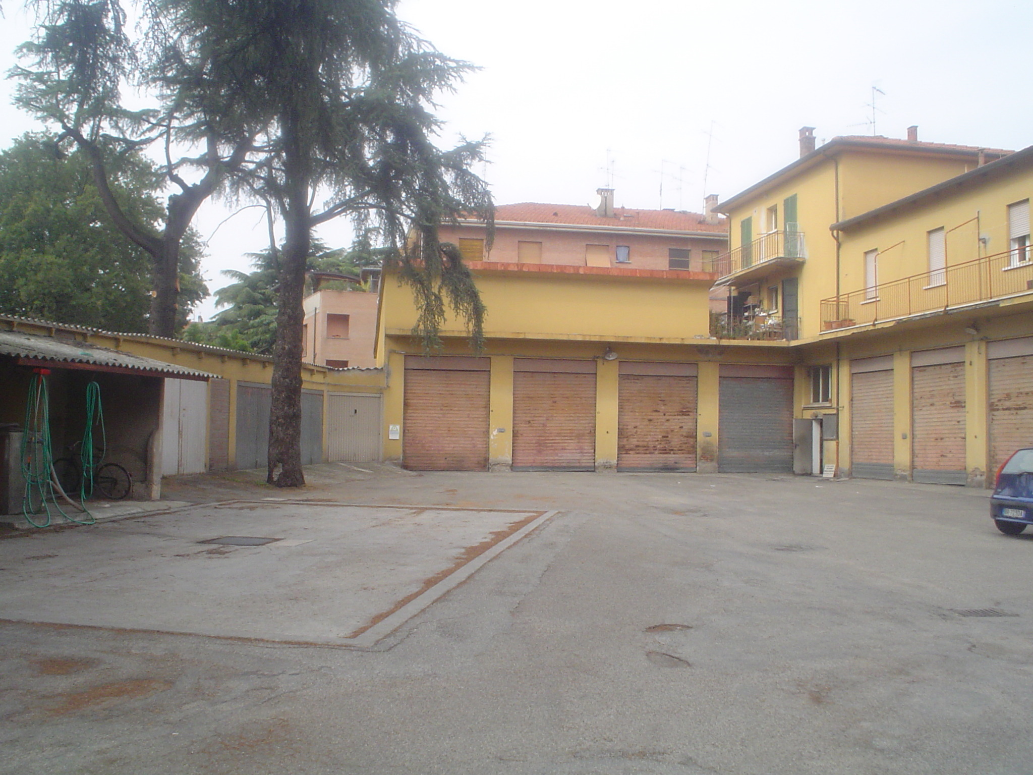 意大利 Imola 镇“Ex Beccherucci”项目,绿色办公空间与户外连接的典范-19