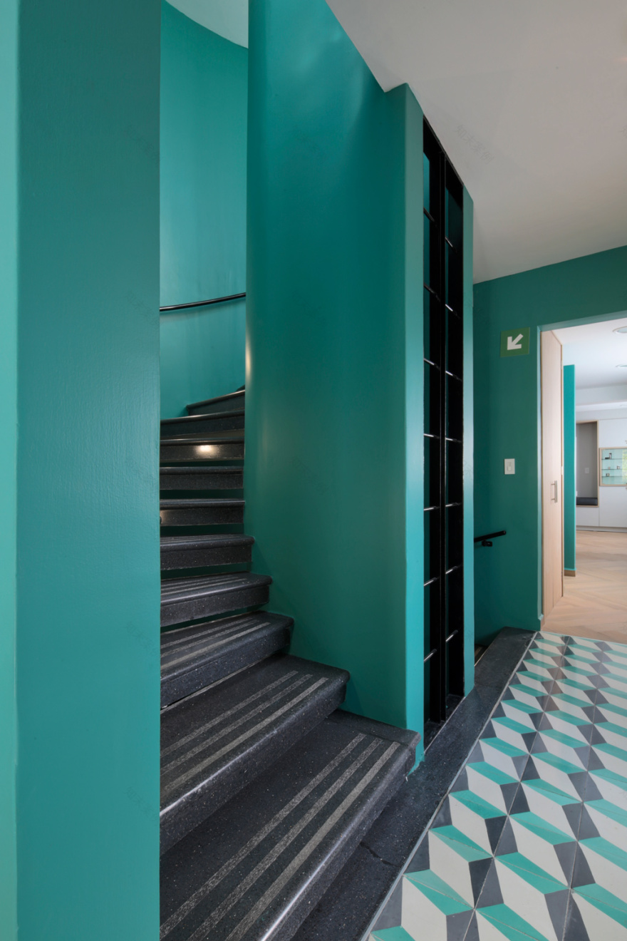 墨西哥城 Silvia Galván 康德萨美容院,历史与现代的完美融合-18