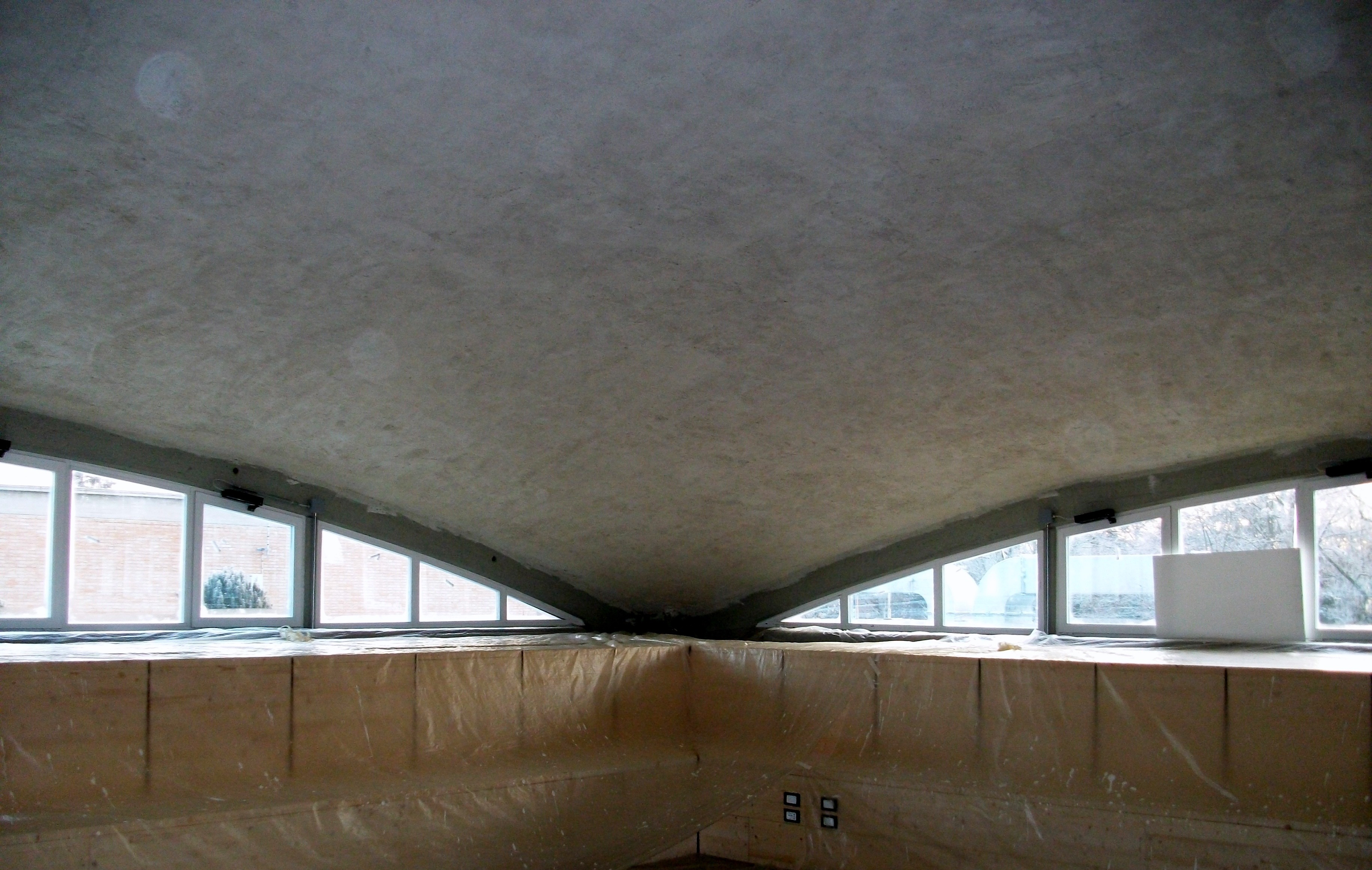 2011 年建设的多功能文化中心——O.S.E.A-39