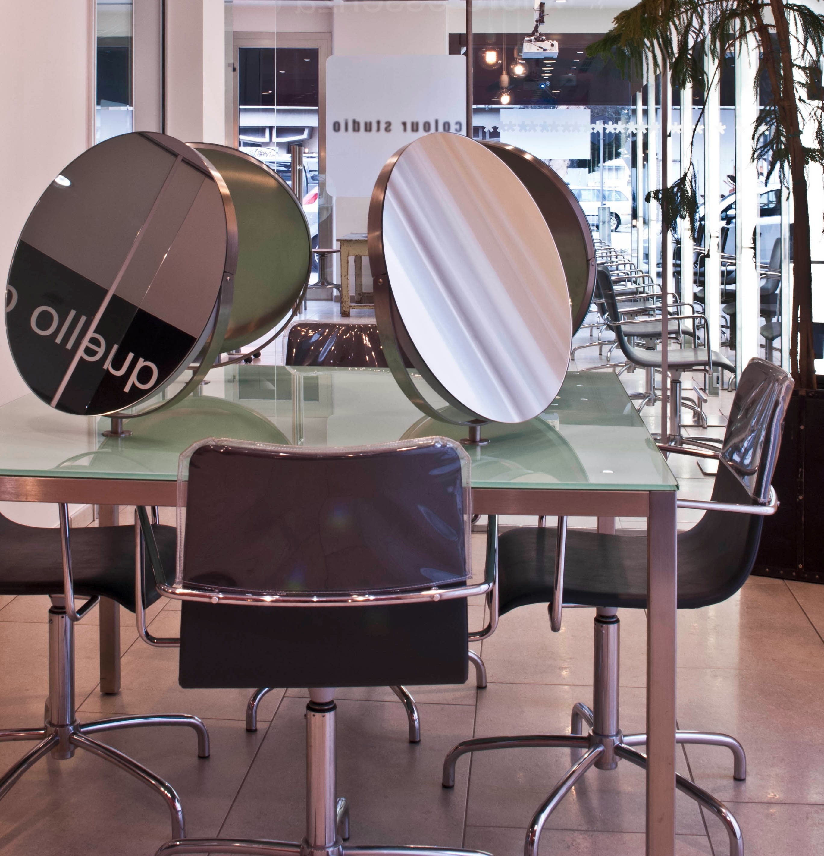 S 和 N 我理发店-26