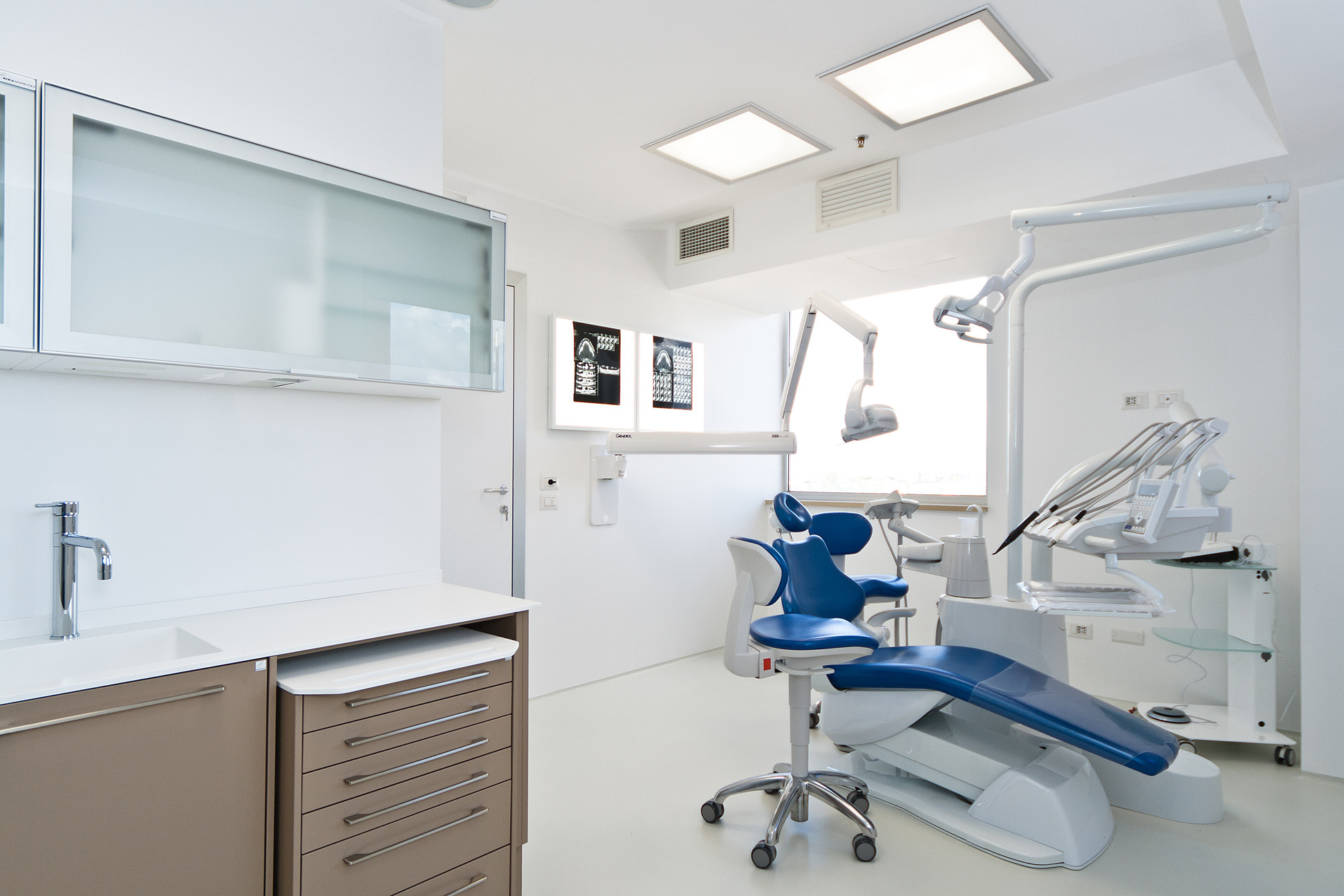 2017 年完成的口腔外科诊疗室设计-23