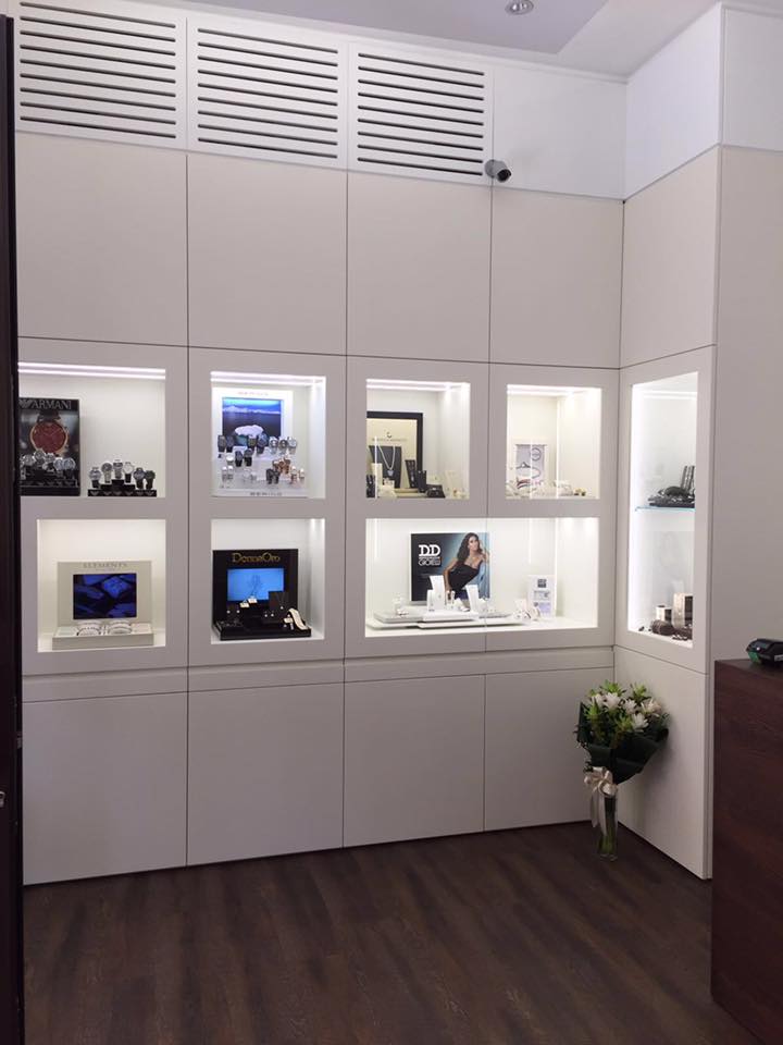 2016 年完成的 gioielleria Ezio 珠宝店室内设计案例-2