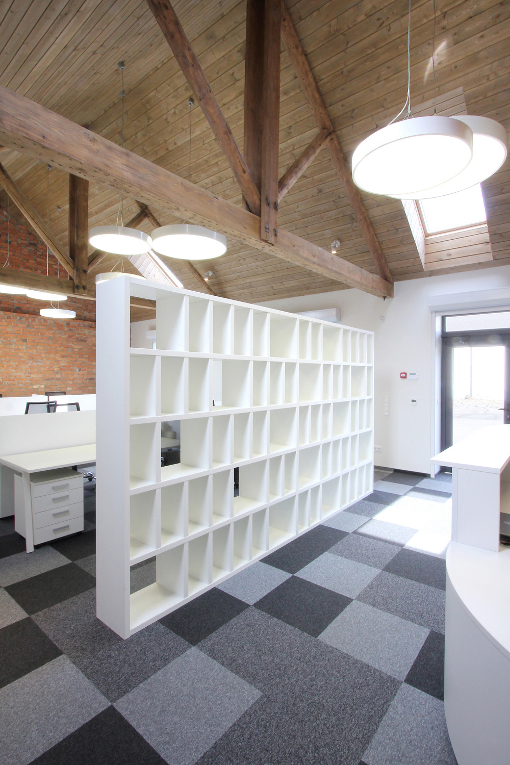 旧仓库变身高品质办公空间-6