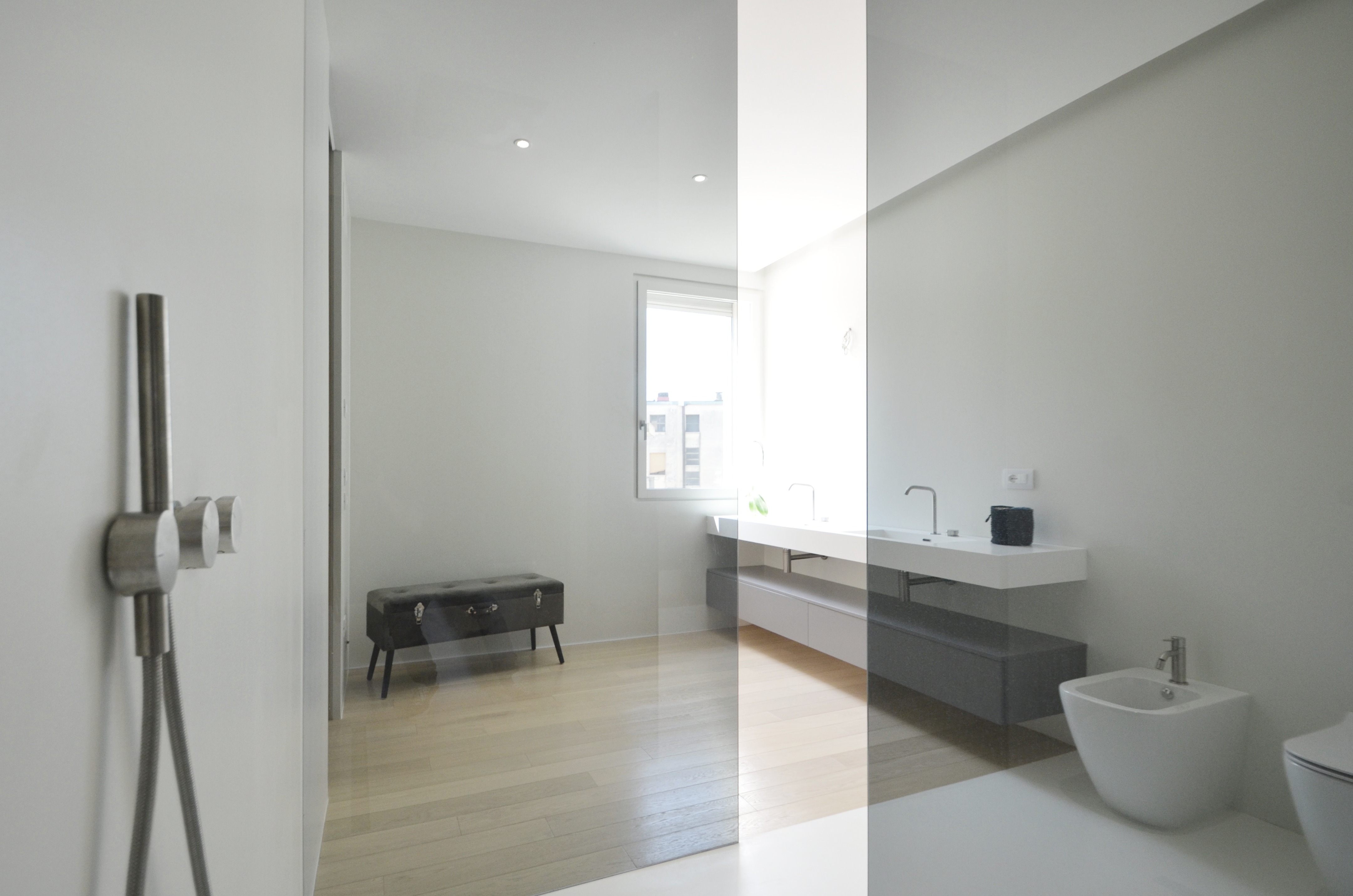 简约白色调，城市美景尽收眼底-10