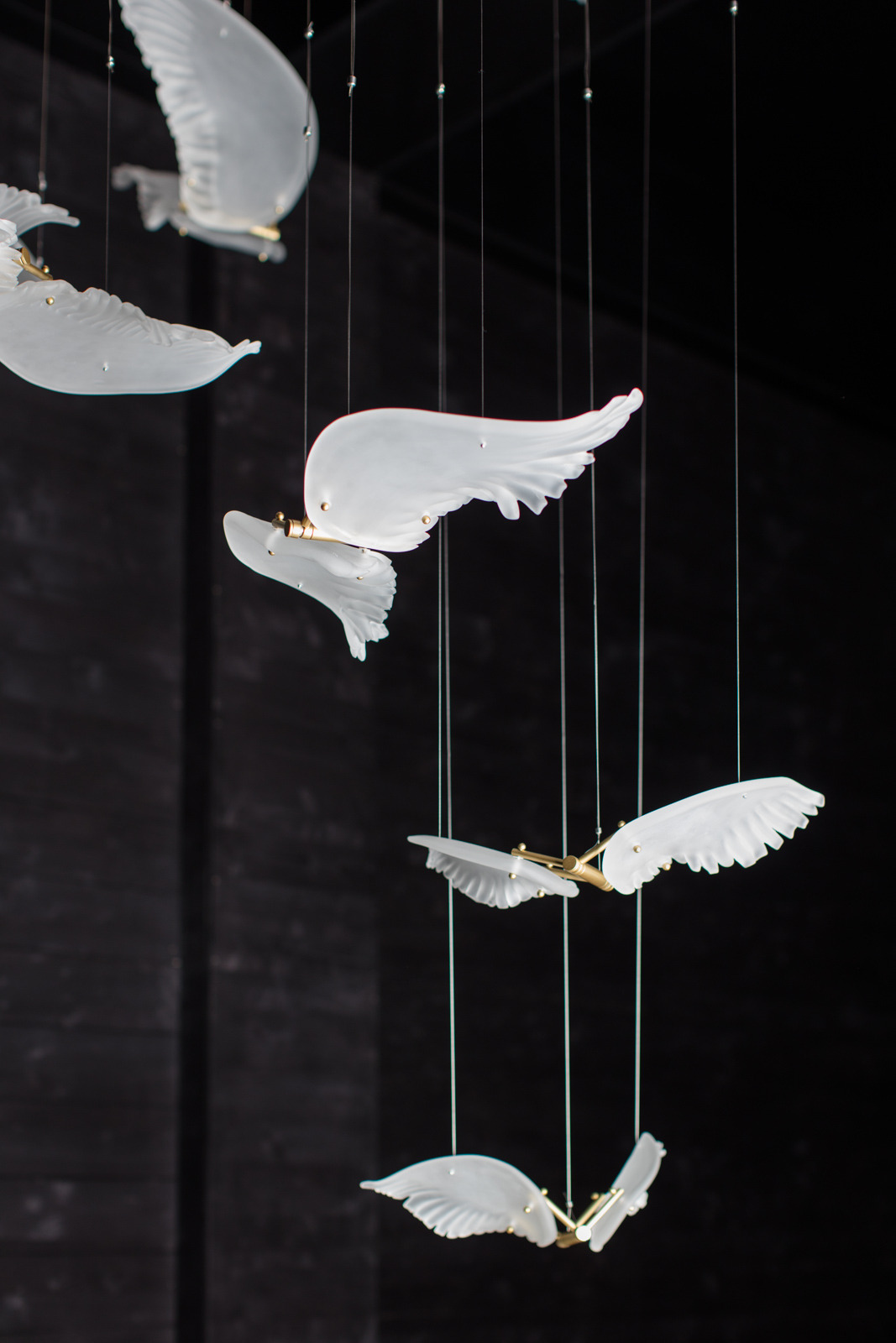 维也纳 Vasku & Klug 工作室“水晶自动机械”光装置-17