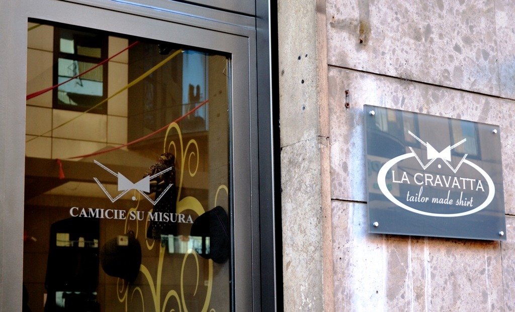 简约优雅的"La Cravatta"商店设计-26