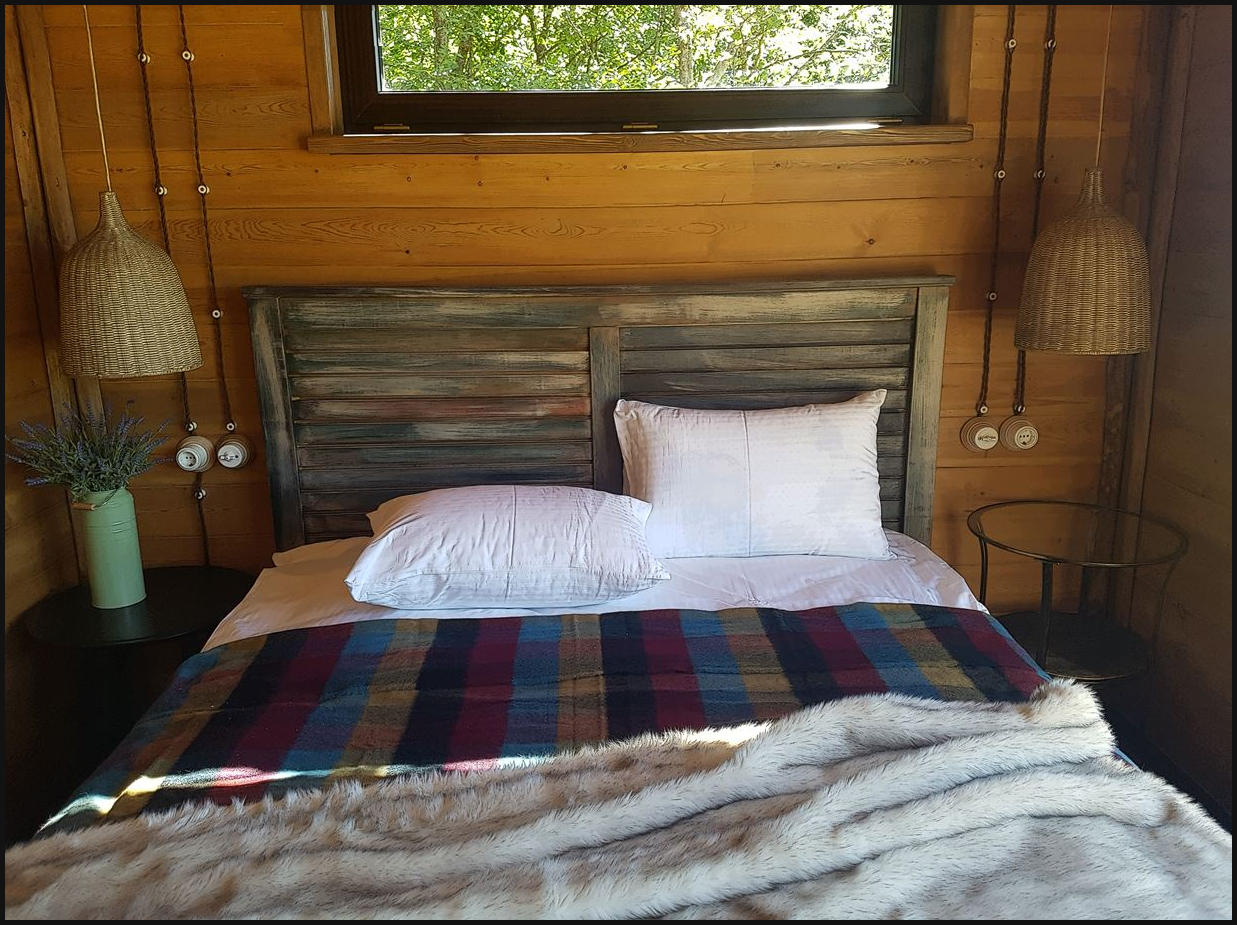 阿尔卑斯山风格木屋酒店与树屋设计-46