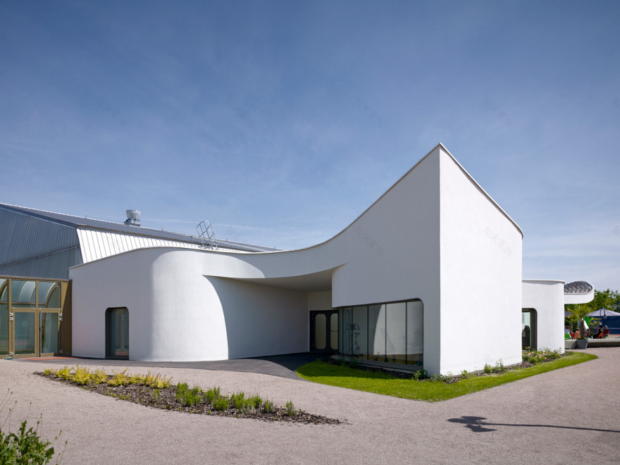 动感轨迹下的网球俱乐部设计-0