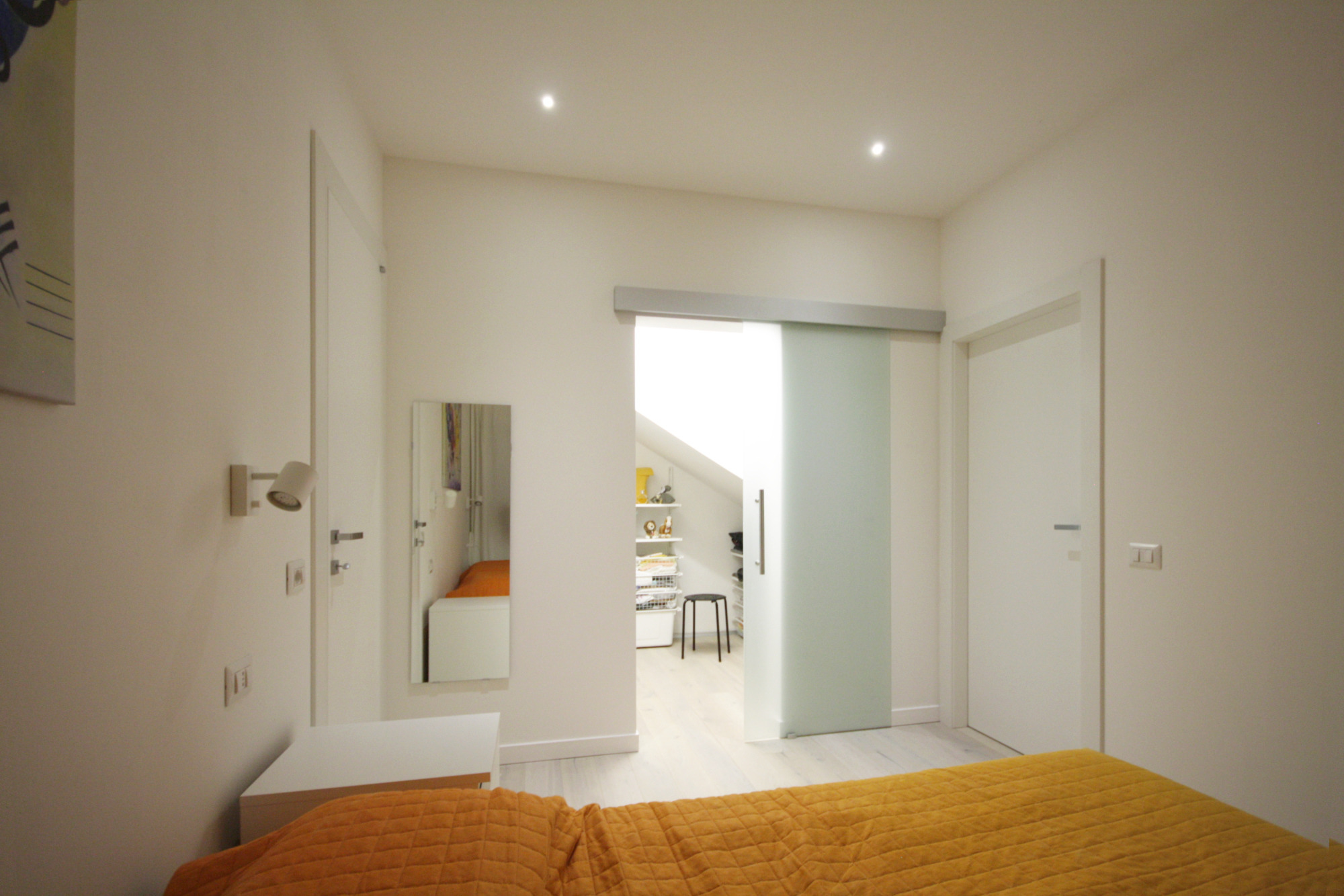 50 平米小户型翻新,年轻夫妇与建筑工作室的完美融合-0