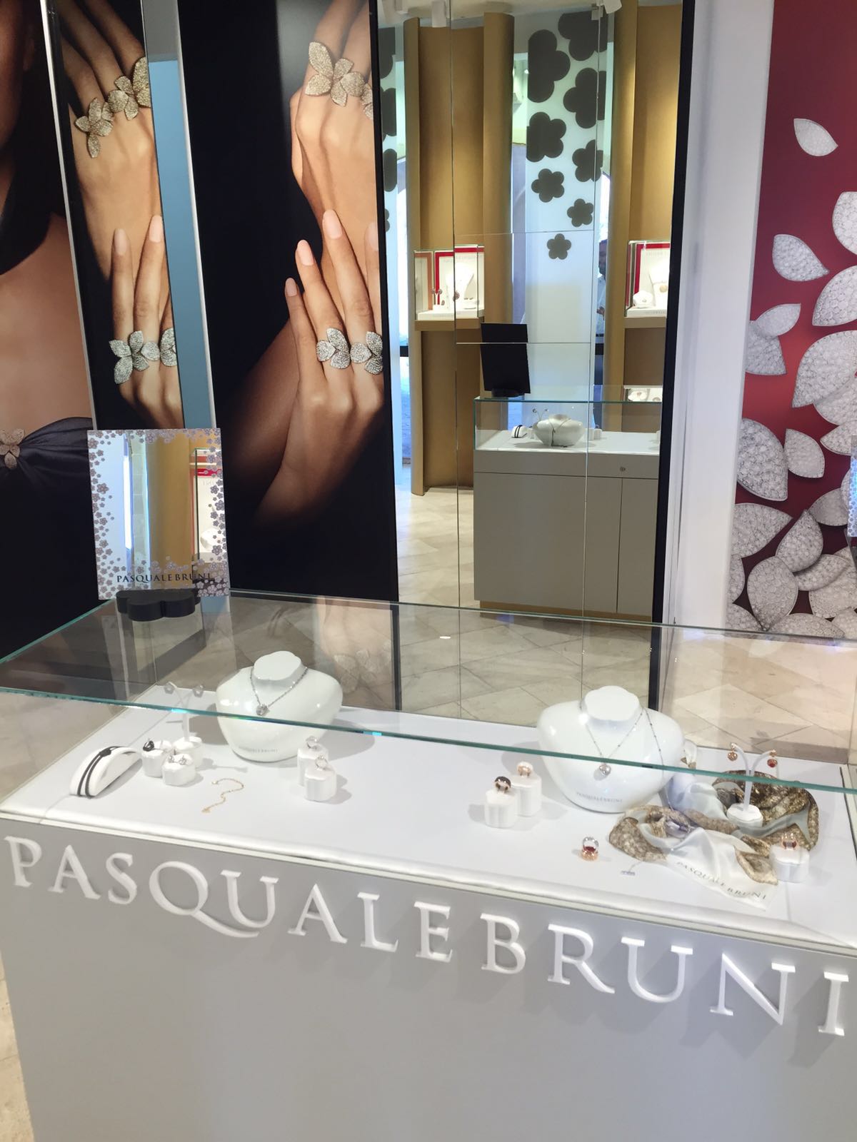 帕斯夸莱·布鲁尼波尔图切尔沃临时专卖店-9