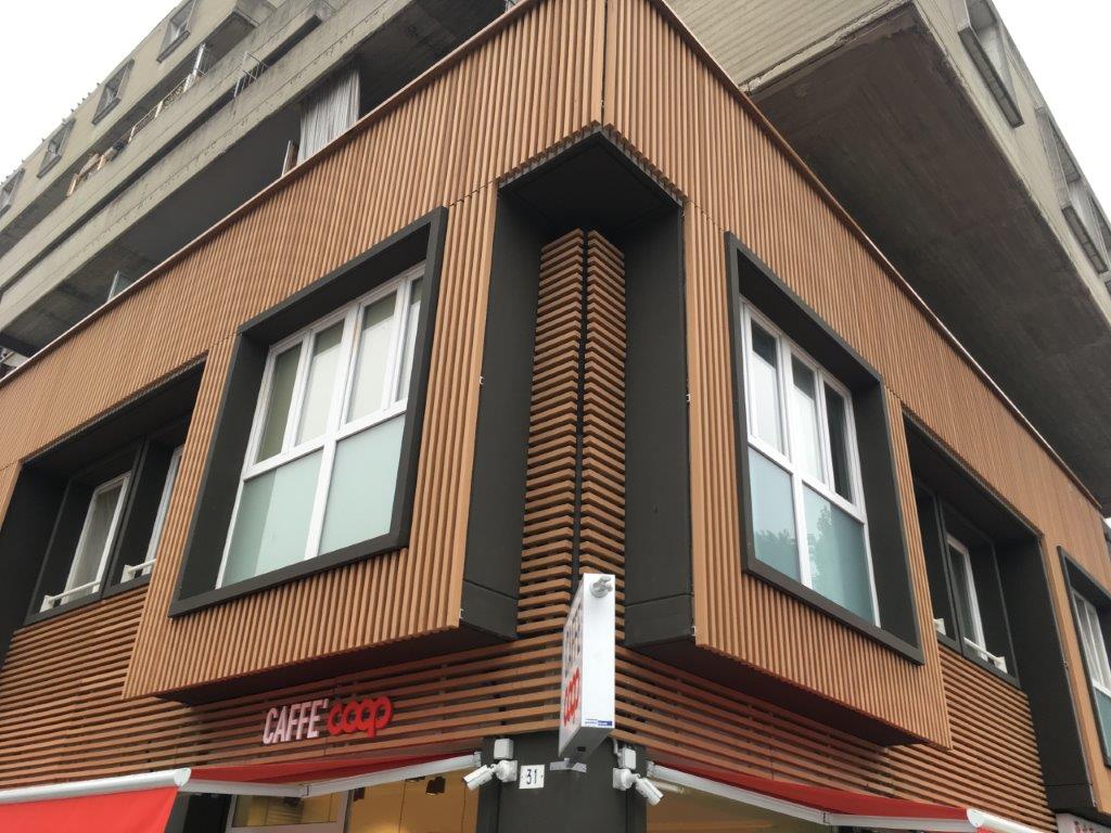 重塑 Coop 购物中心,木质复合材料打造现代购物空间-3