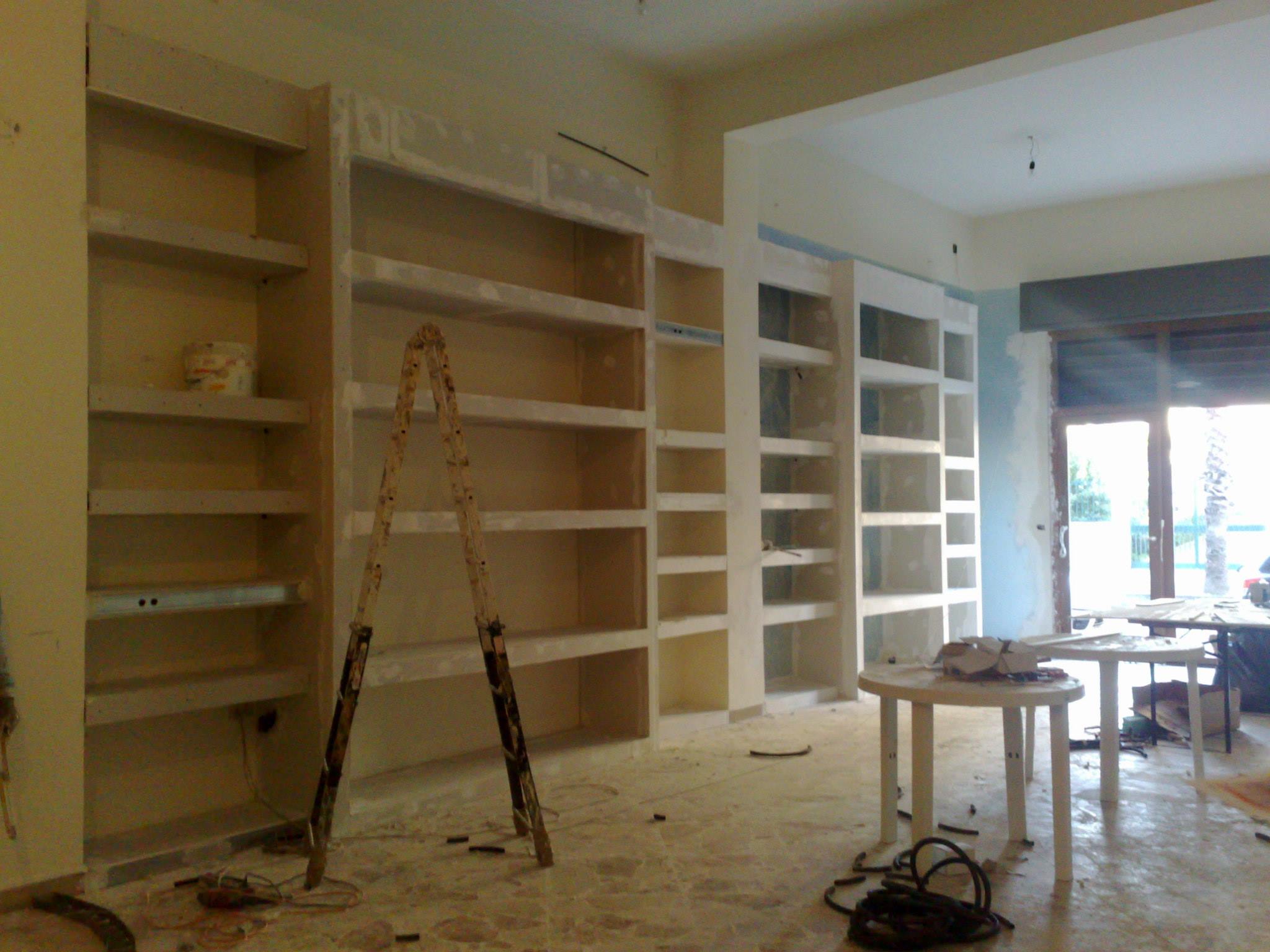 量身定制货架的 110 平米店铺翻新设计-8