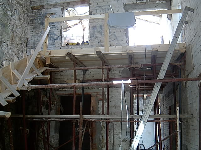 2000 年 Pedemontana 公寓修复 | 历史建筑的新生-1