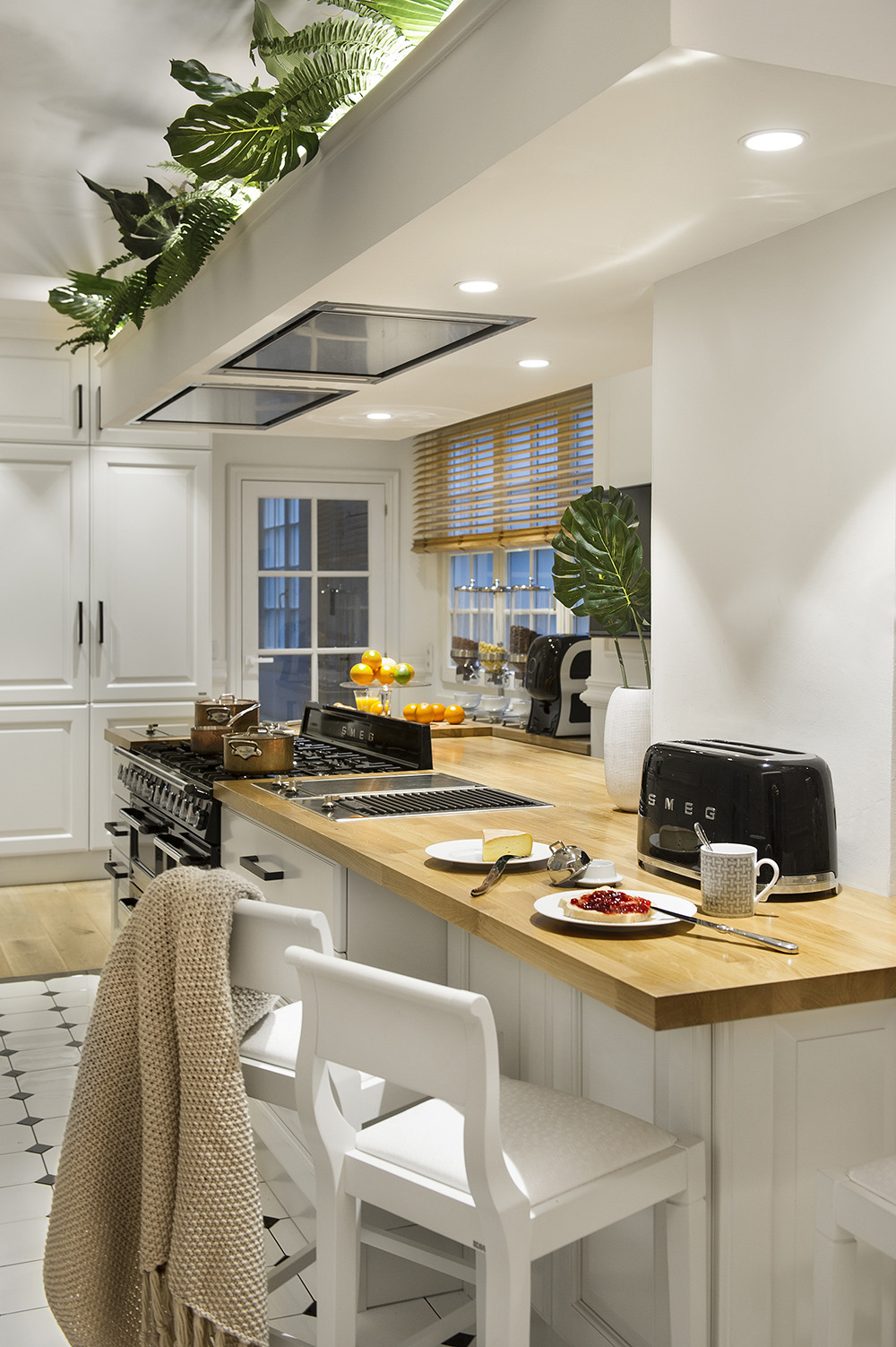 跃居之上 | 顶层公寓的室内设计魅力-17